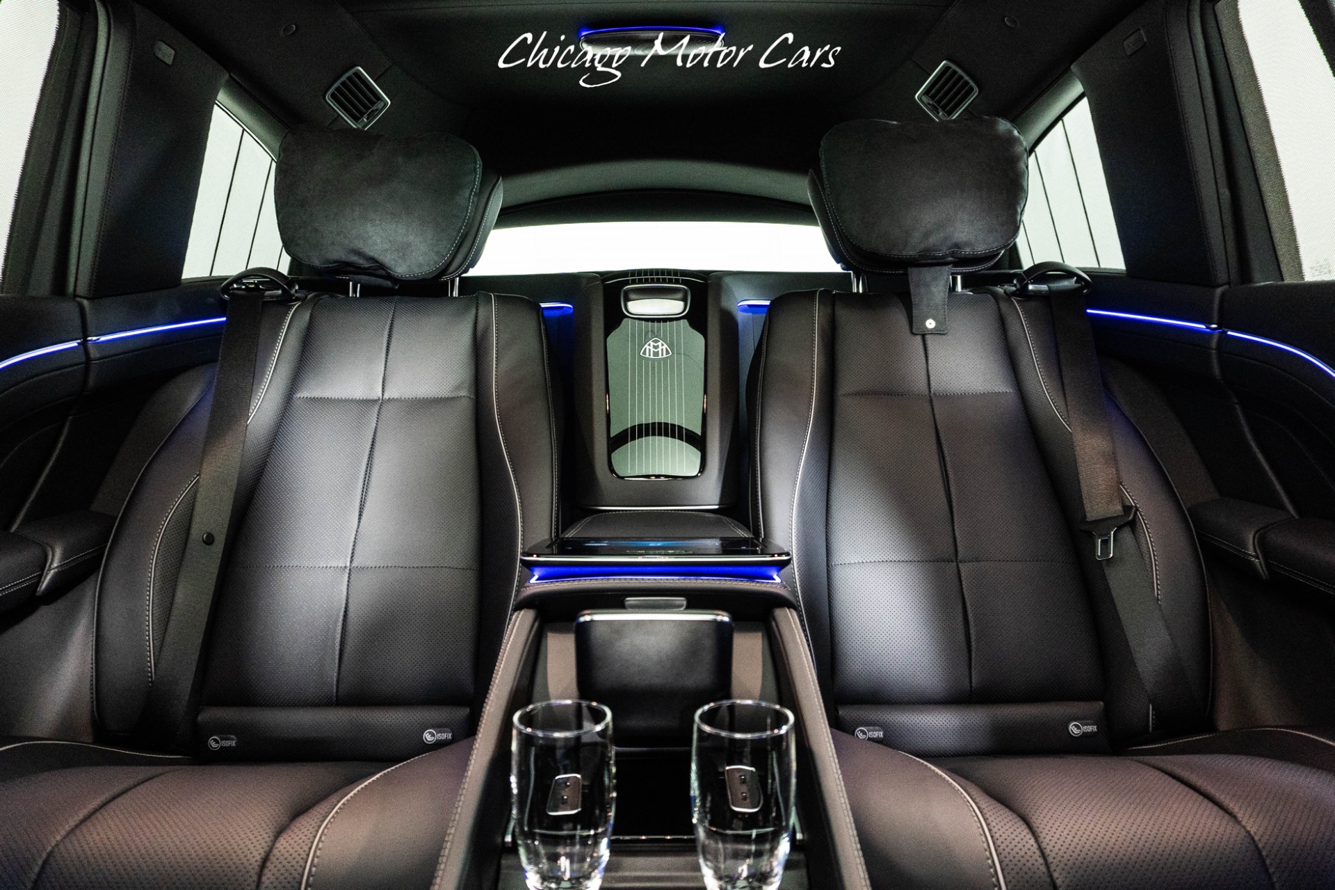 Used-2023-Mercedes-Benz-GLS-600-4MATIC-MAYBACH-REAR-FOLDING-TABLES-CHAMPAGNE-FRIDGE