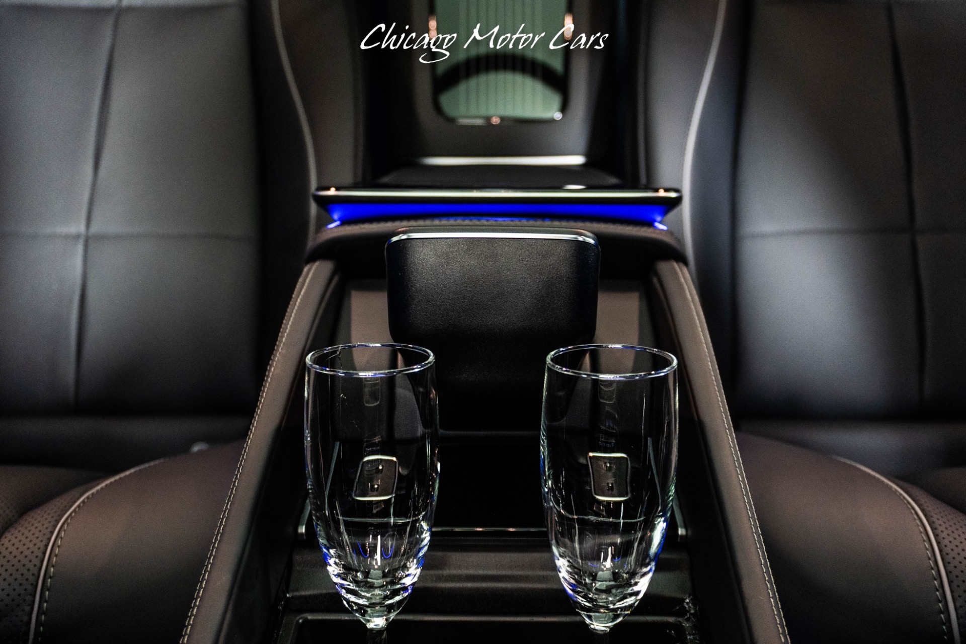 Used-2023-Mercedes-Benz-GLS-600-4MATIC-MAYBACH-REAR-FOLDING-TABLES-CHAMPAGNE-FRIDGE