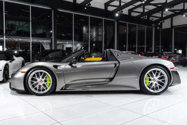 Used-2015-Porsche-918-Spyder-Weissach-Package-Liquid-Silver-Paint-Front-Lift-Serviced-Carbon-Fiber