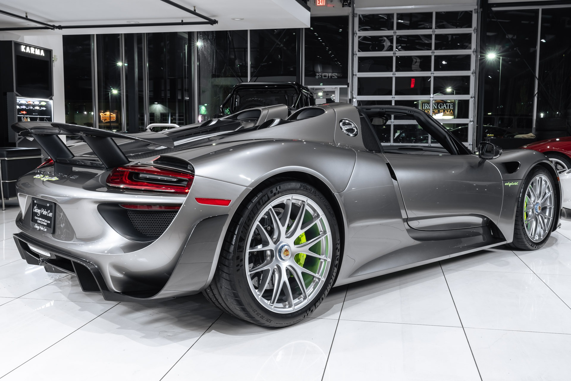 Used-2015-Porsche-918-Spyder-Weissach-Package-Liquid-Silver-Paint-Front-Lift-Serviced-Carbon-Fiber