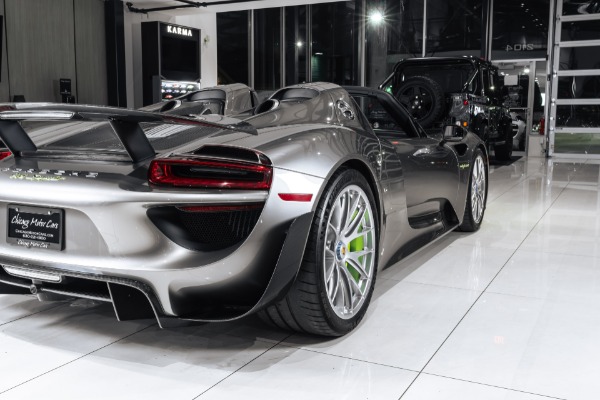 Used-2015-Porsche-918-Spyder-Weissach-Package-Liquid-Silver-Paint-Front-Lift-Serviced-Carbon-Fiber