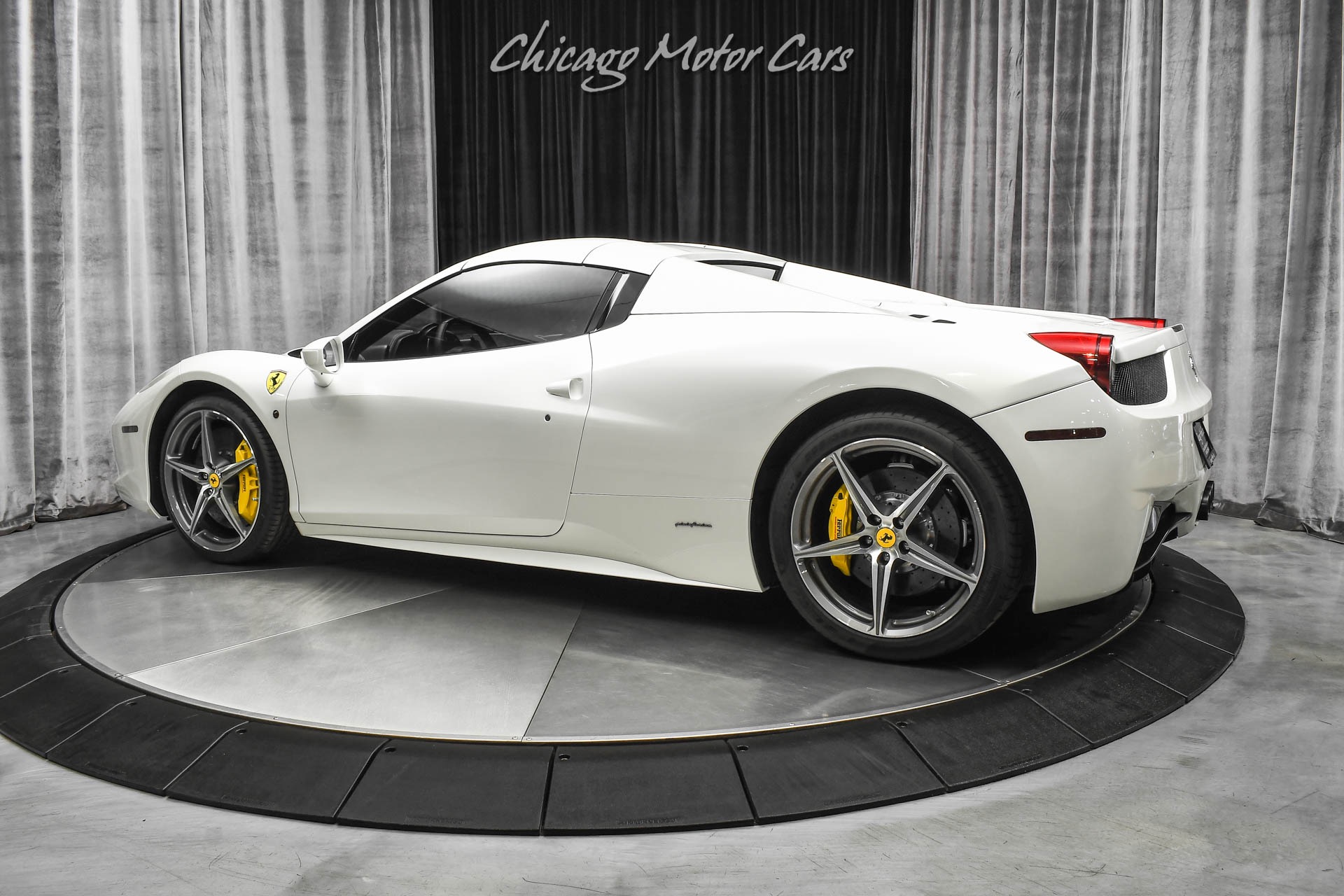 Used-2015-Ferrari-458-Spider-Only-6K-Miles-Diamond-Stitch-LOADED-26k-Pearl-White-Factory-Paint