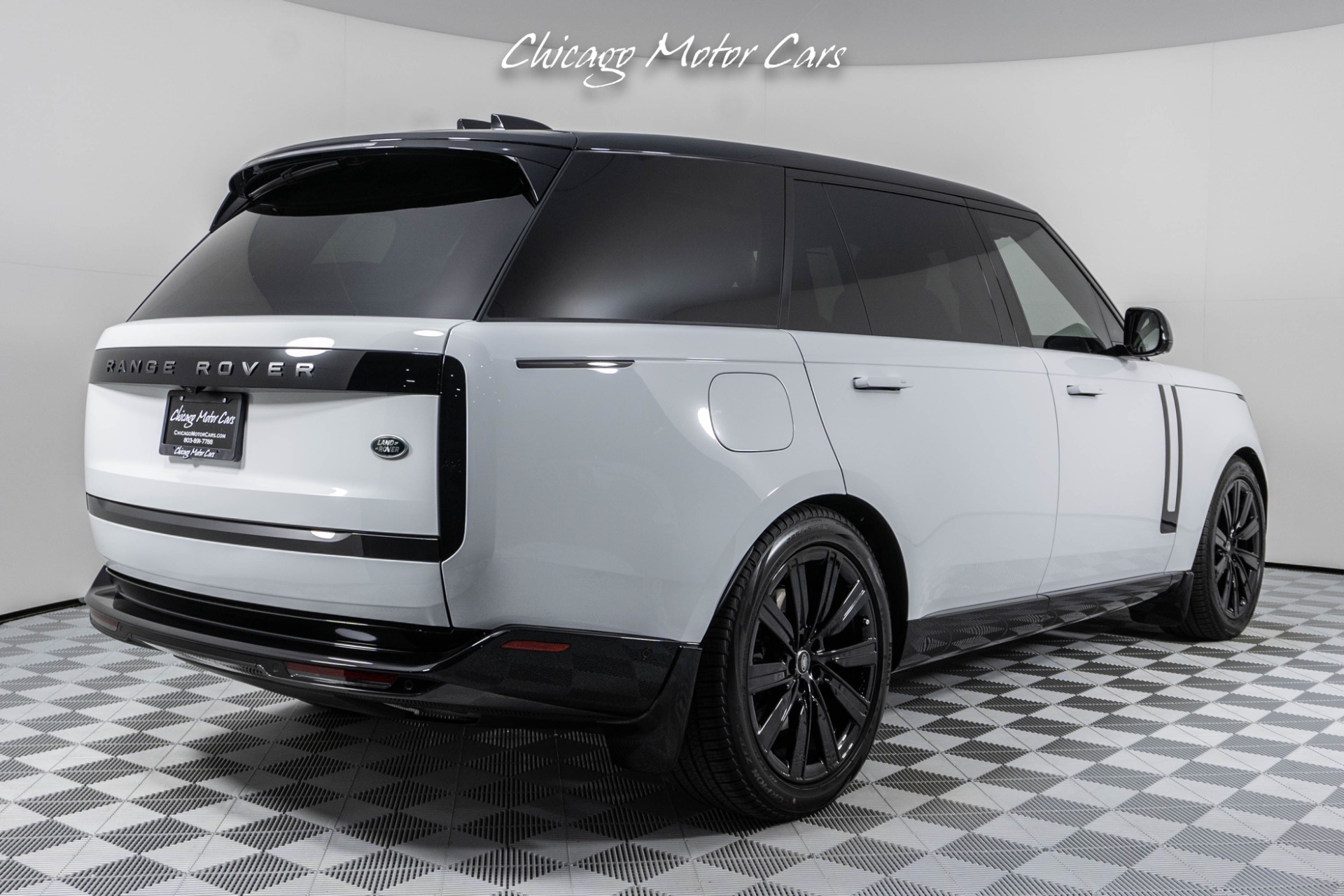 Used-2023-Land-Rover-Range-Rover-P530-SE-7-Seater-HIGHLY-DESIRED-LWB-LUXURY-SUV-THIRD-ROW-SHADOW-EXTERIOR-PACKAGE