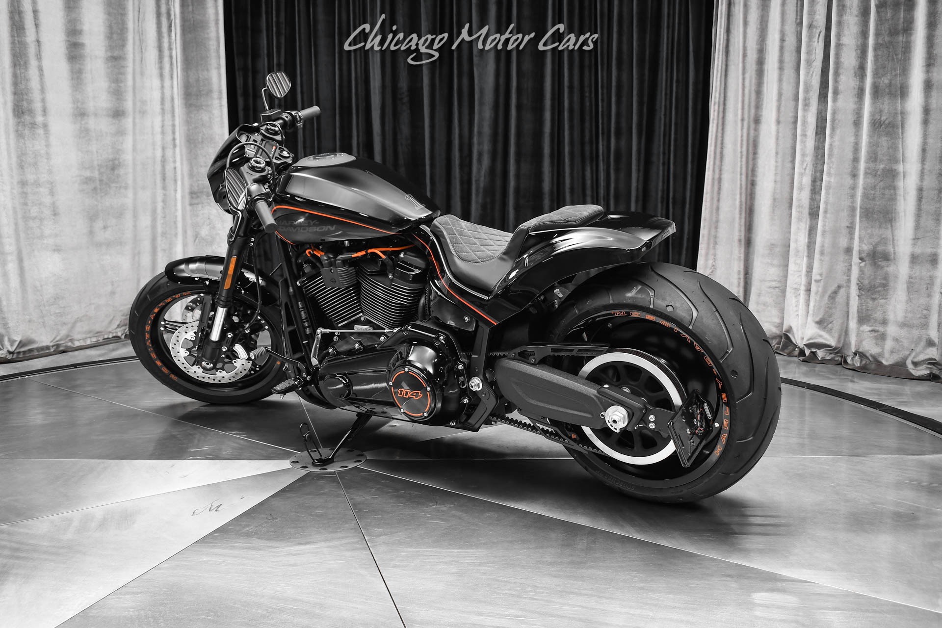 Used-2019-HARLEY-DAVIDSON-FXDRS-TOTAL-CUSTOM-98-MILES-TASTEFUL-UPGRADES