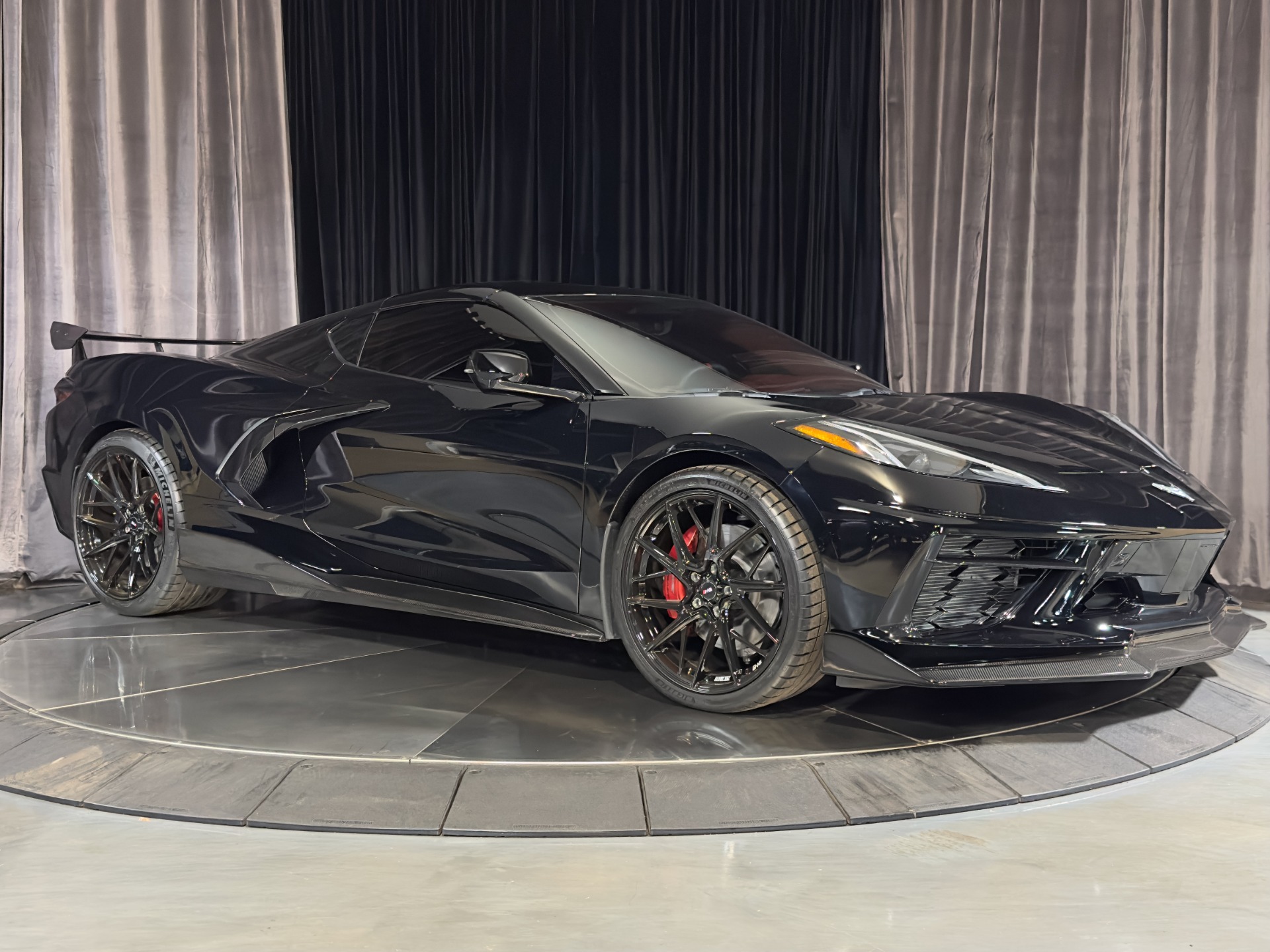 Used-2020-Chevrolet-Corvette-Stingray-3LT-Z51-Performance-Package-Magnetic-Ride-Front-Lift-Loaded