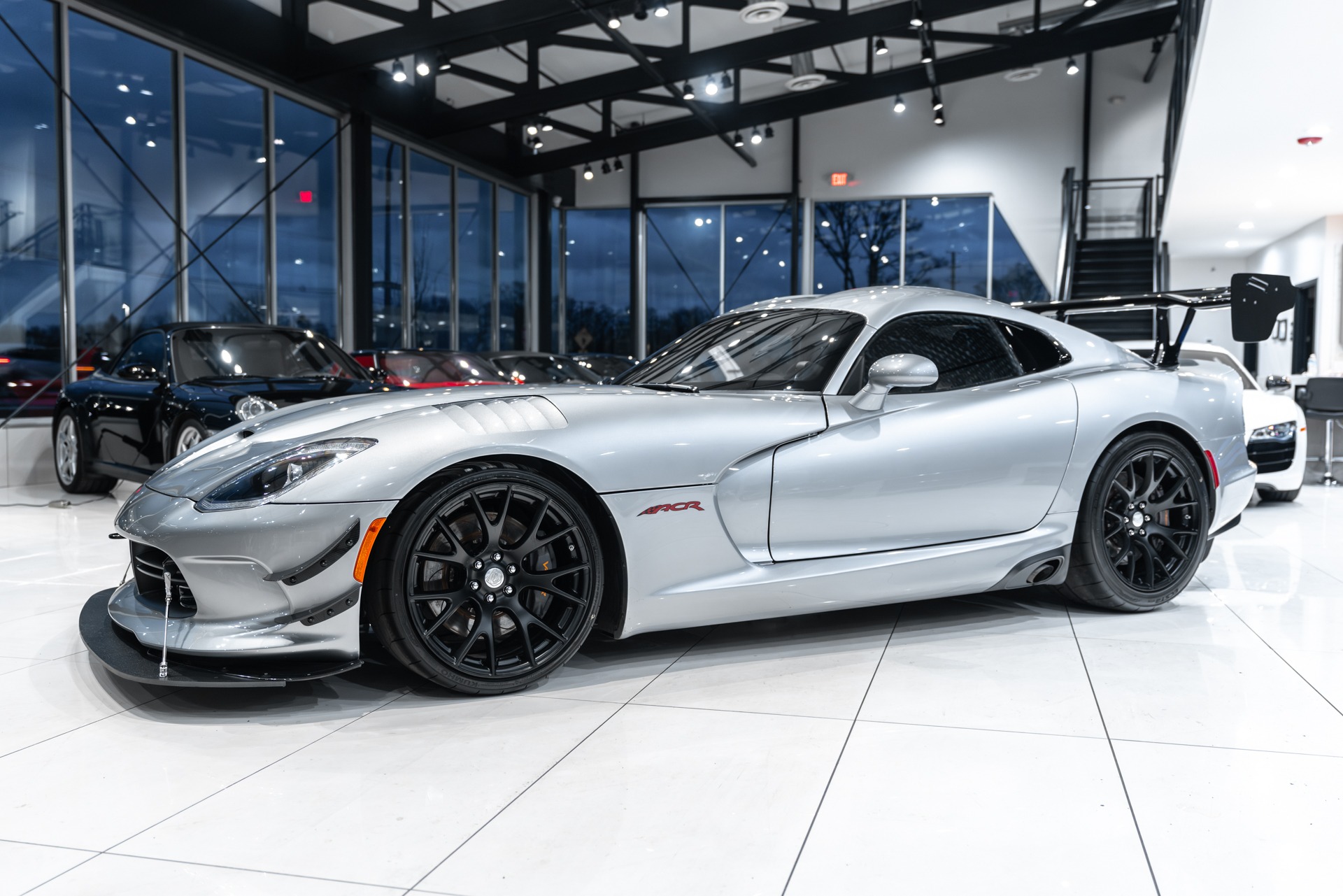 Used-2017-Dodge-Viper-ACR-Extreme-Aero-Coupe-Excellent-Condition-Collector-Car-ONLY-7k-Miles