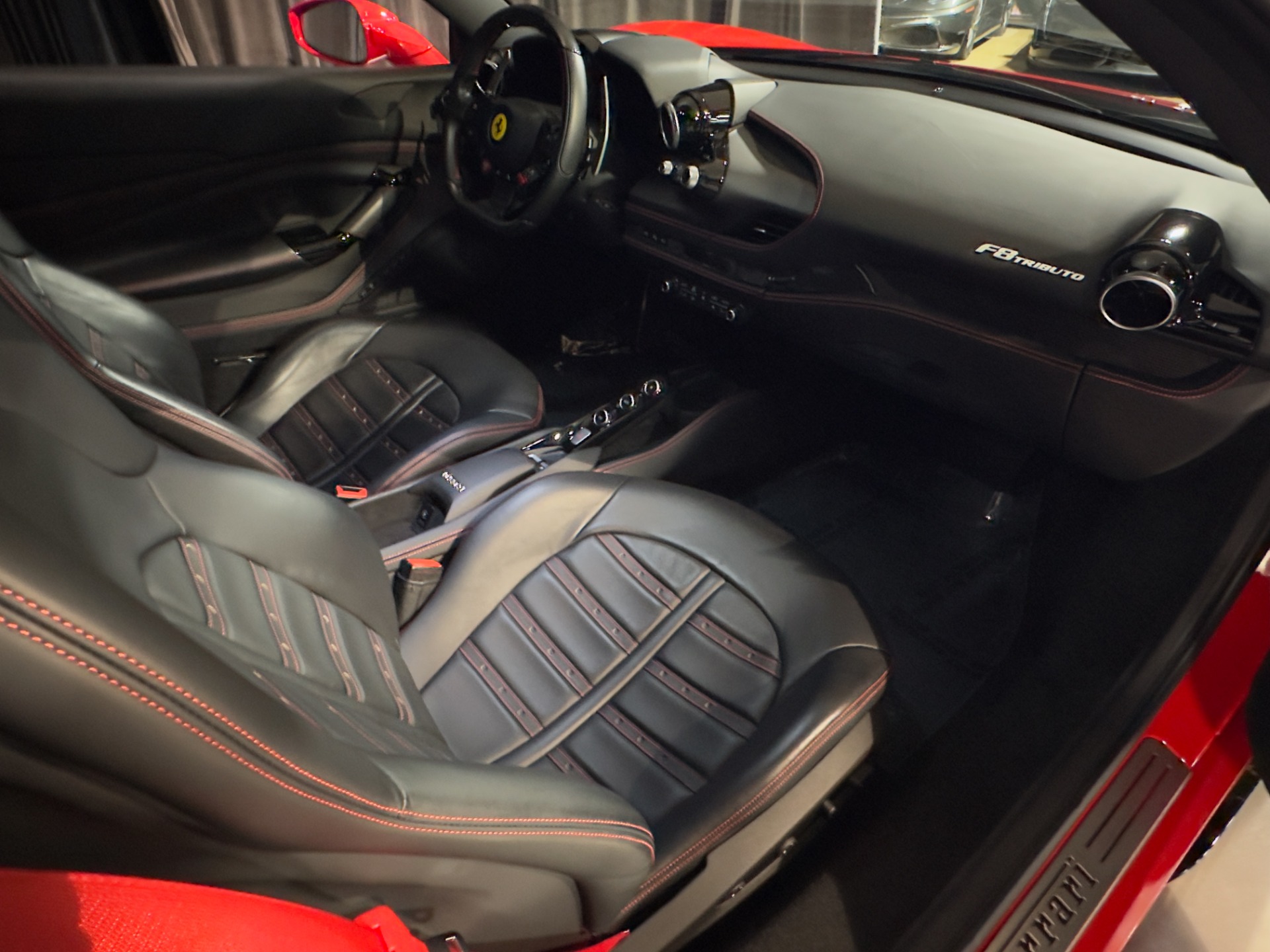 Used-2020-Ferrari-F8-Tributo-Coupe-ONLY-1001-Miles-Carbon-Steering-Wheel-Full-Electric-Seats-FULL-PPF