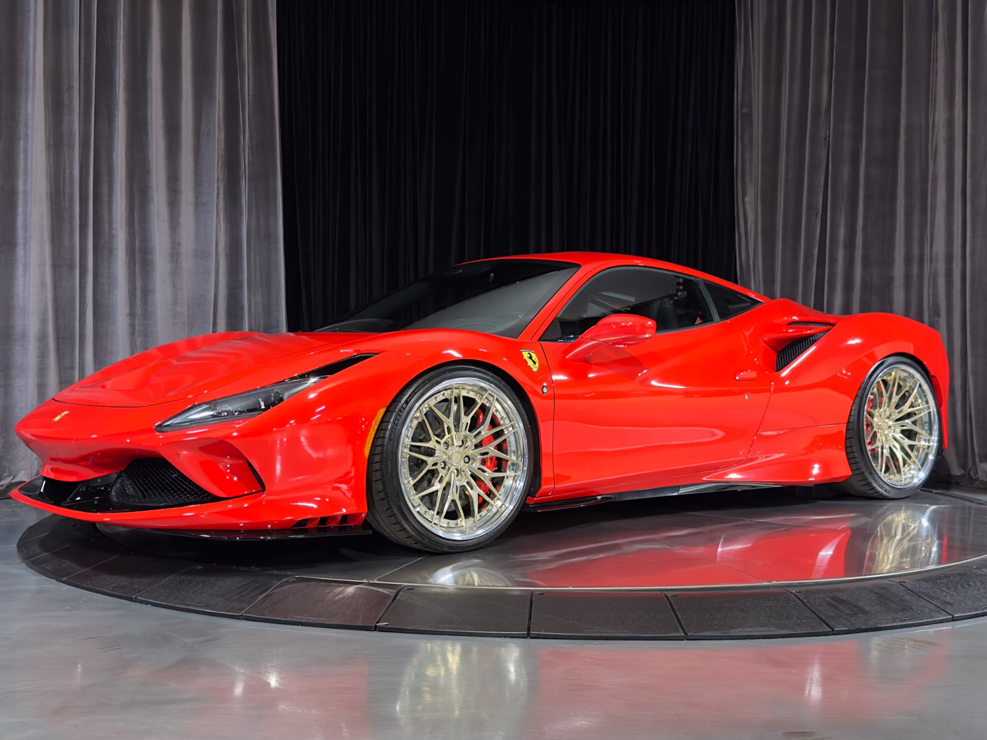 Used-2020-Ferrari-F8-Tributo-Coupe-ONLY-1001-Miles-Carbon-Steering-Wheel-Full-Electric-Seats-FULL-PPF