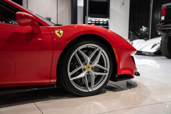 Used-2020-Ferrari-488-Pista-Spider-ONLY-280-Miles-TONS-of-Carbon-Fiber-Front-Lift-FULL-PPF-LOADED