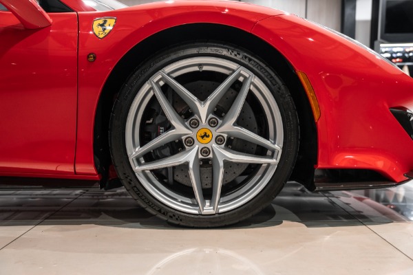 Used-2020-Ferrari-488-Pista-Spider-ONLY-280-Miles-TONS-of-Carbon-Fiber-Front-Lift-FULL-PPF-LOADED