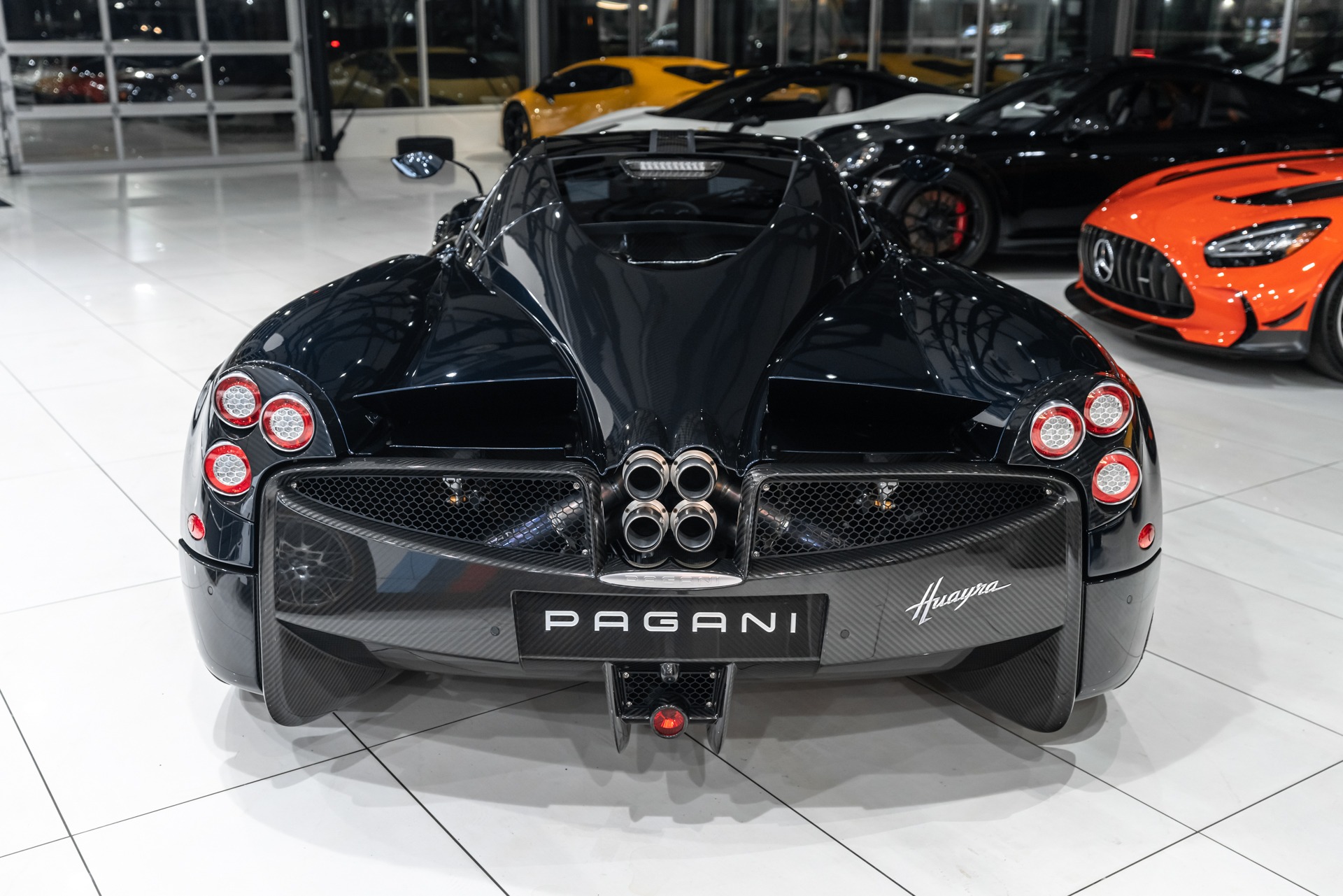 Used-2014-Pagani-Huayra-Coupe-1-of-ONLY-100-Full-Body-PPF-TONS-of-Carbon-Fiber-Service-Records