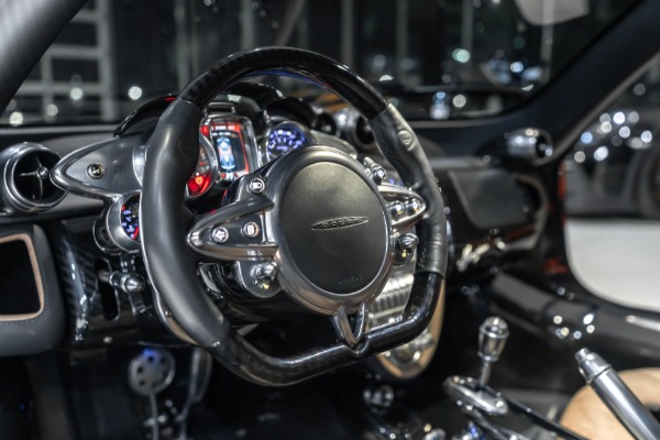 Used-2014-Pagani-Huayra-Coupe-1-of-ONLY-100-Full-Body-PPF-TONS-of-Carbon-Fiber-Service-Records