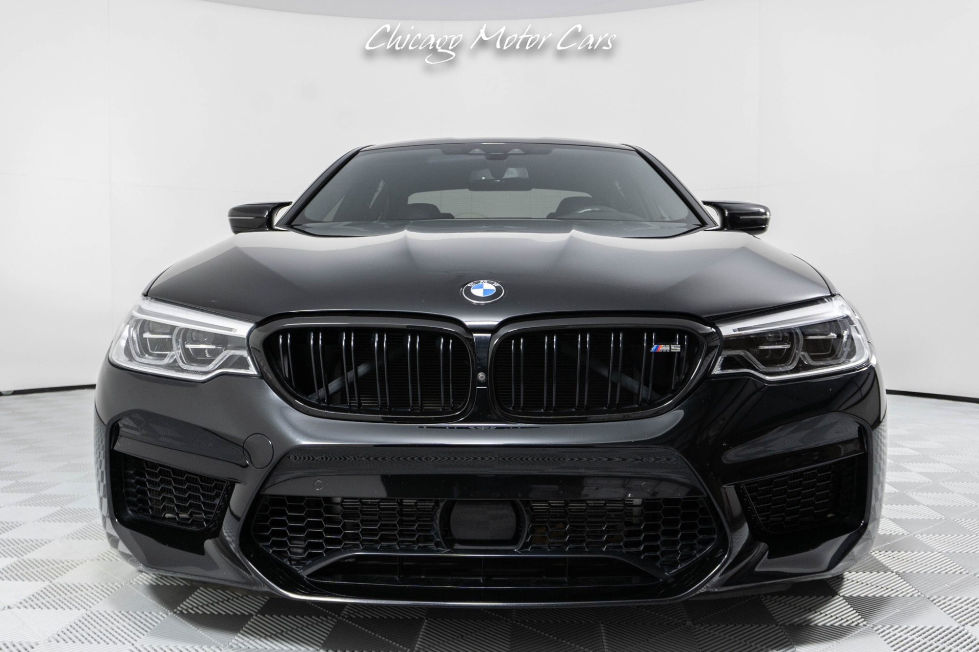 Used-2018-BMW-M5-SAVINI-WHEELS-CUSTOM-EXHAUST-LOADED-WITH-FACTORY-OPTIONS