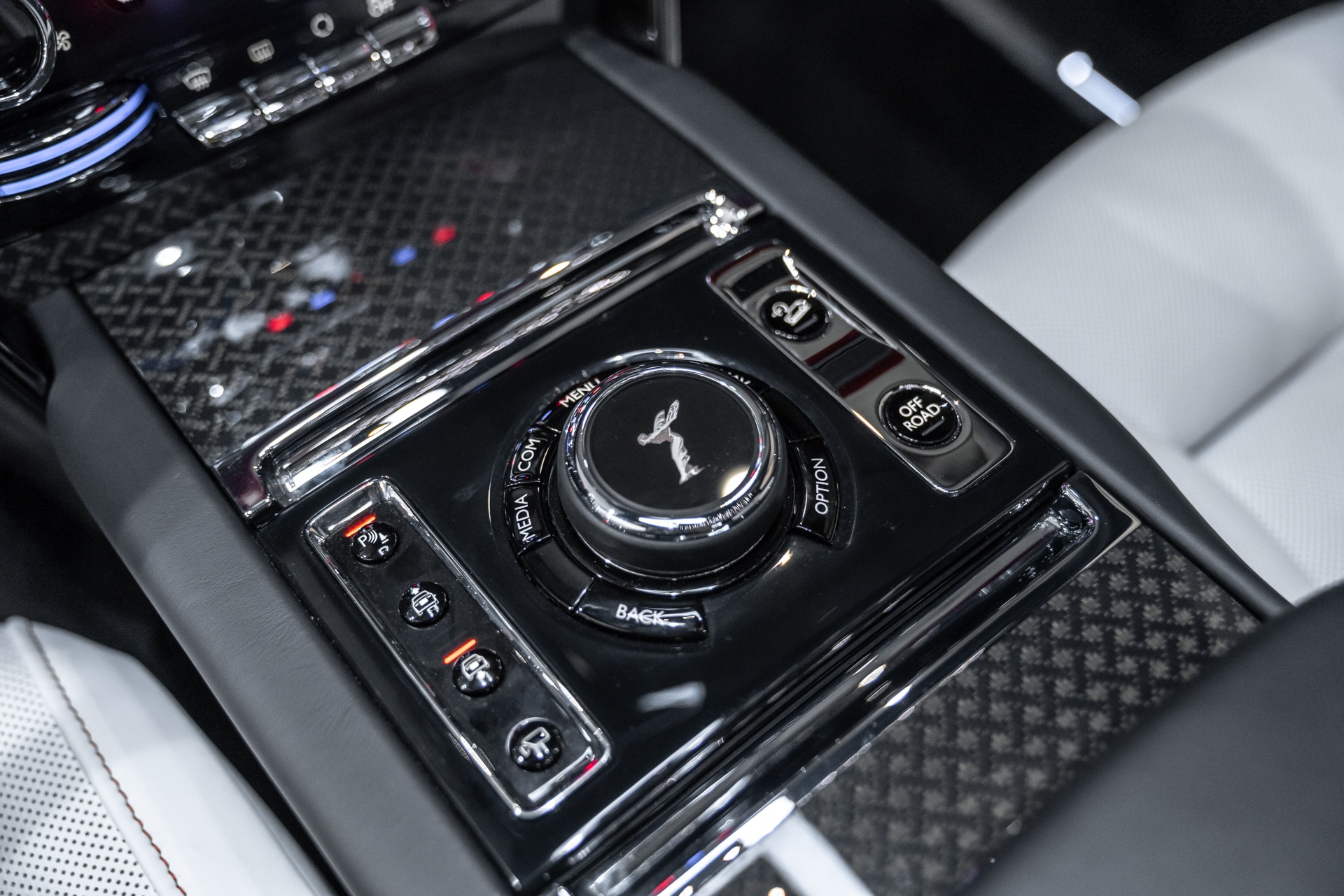 Used-2021-Rolls-Royce-Cullinan-Black-Badge-V12-AWD-Bespoke-Interior-Shooting-Star-Huge-MSRP