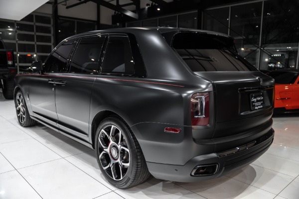 Used-2021-Rolls-Royce-Cullinan-Black-Badge-V12-AWD-Bespoke-Interior-Shooting-Star-Huge-MSRP