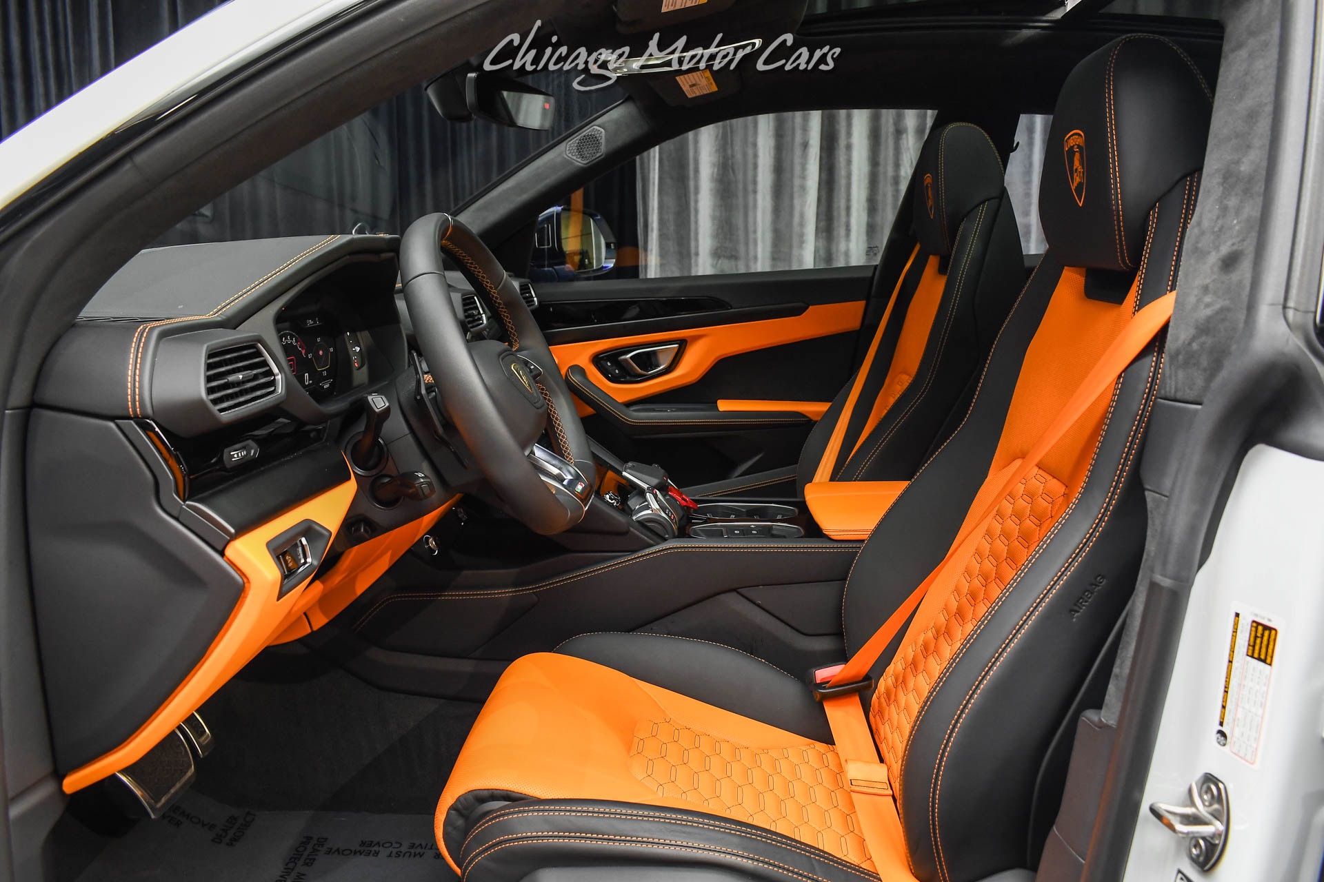 Used-2022-Lamborghini-Urus-SUV-LOADED-Hot-Color-Combo-B-O-3D-Audio-Parking-Assistance-Pkg