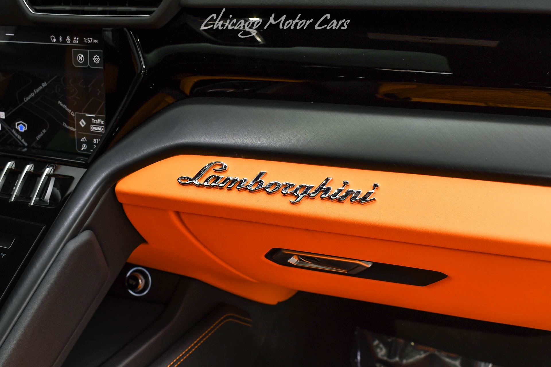 Used-2022-Lamborghini-Urus-SUV-LOADED-Hot-Color-Combo-B-O-3D-Audio-Parking-Assistance-Pkg