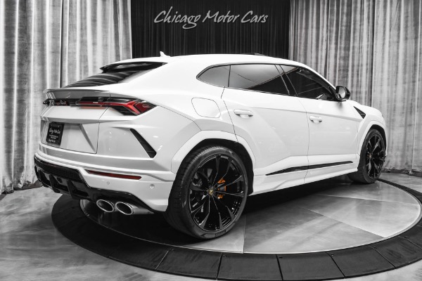 Used-2022-Lamborghini-Urus-SUV-LOADED-Hot-Color-Combo-B-O-3D-Audio-Parking-Assistance-Pkg