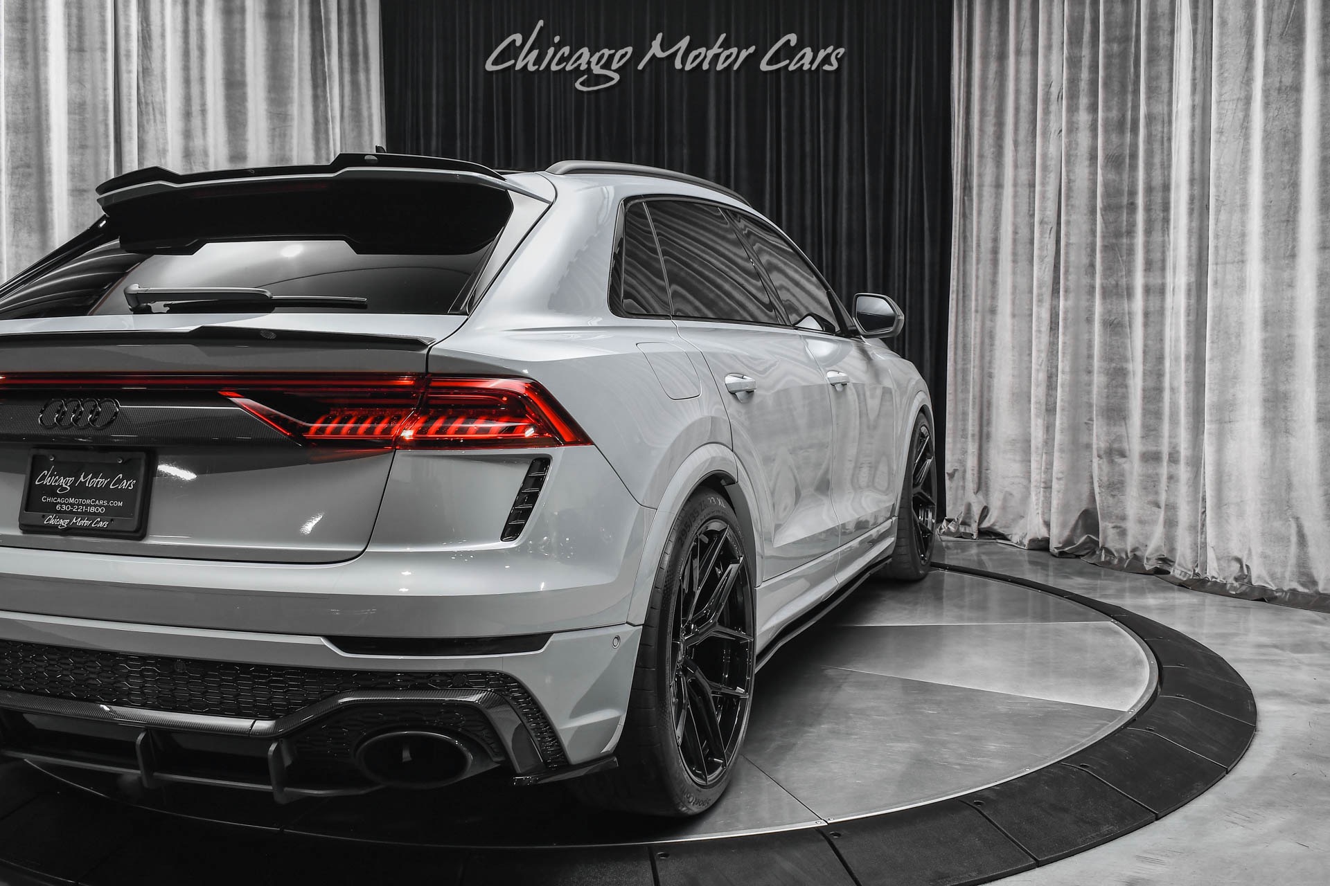 Used-2021-Audi-RS-Q8-40T-Quattro-SUV-Audi-Exclusive-Interior---Exterior-Tastefully-Modified