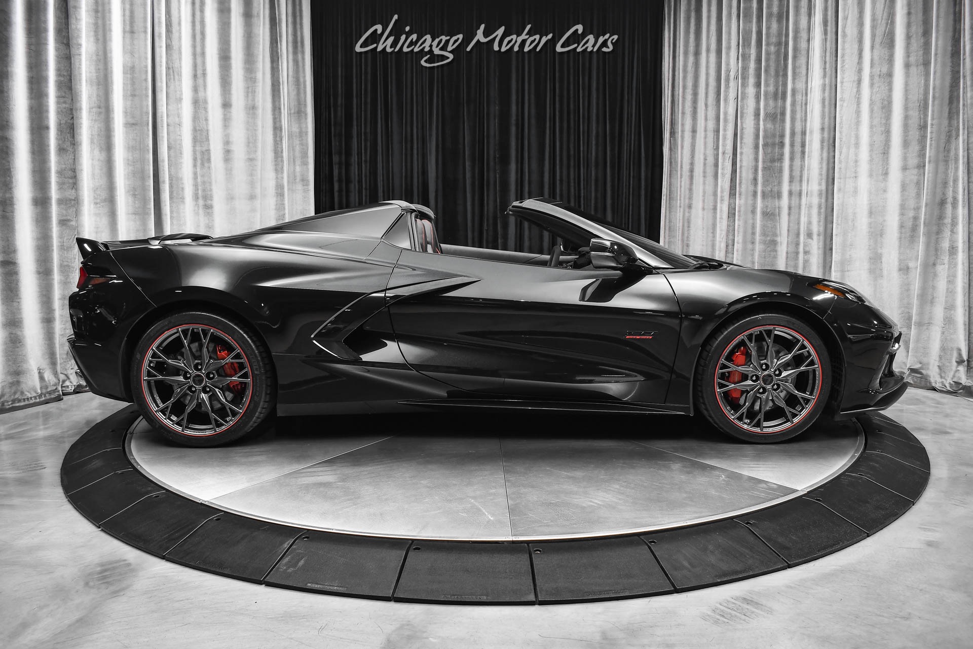 Used-2023-Chevrolet-Corvette-Stingray-3LT-Z51-70th-Anniversary-Convertible-HOT-Color-Combo-Front-Lift