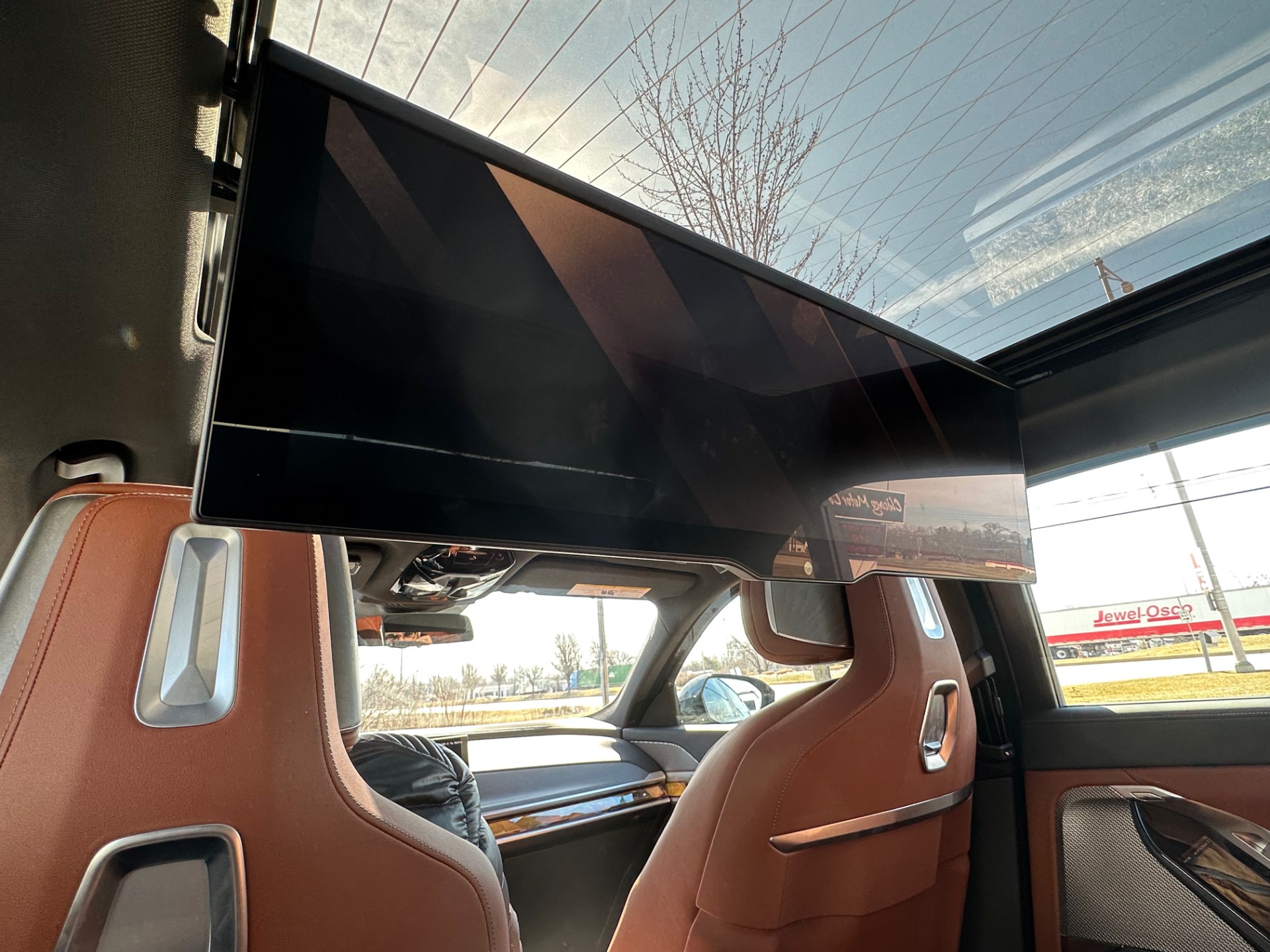 Used 2023 BMW 7 Series 760i xDrive Sedan REAR THEATER! AUTOMATIC DOORS!  Only 2K Miles! For Sale ($129,800) | Chicago Motor Cars Stock #PCL97135-PS