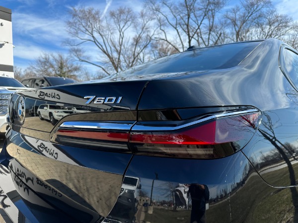 Used 2023 BMW 7 Series 760i xDrive Sedan REAR THEATER! AUTOMATIC DOORS! Only 2K Miles! for sale Sold at Chicago Motor Cars in West Chicago IL 60185 4