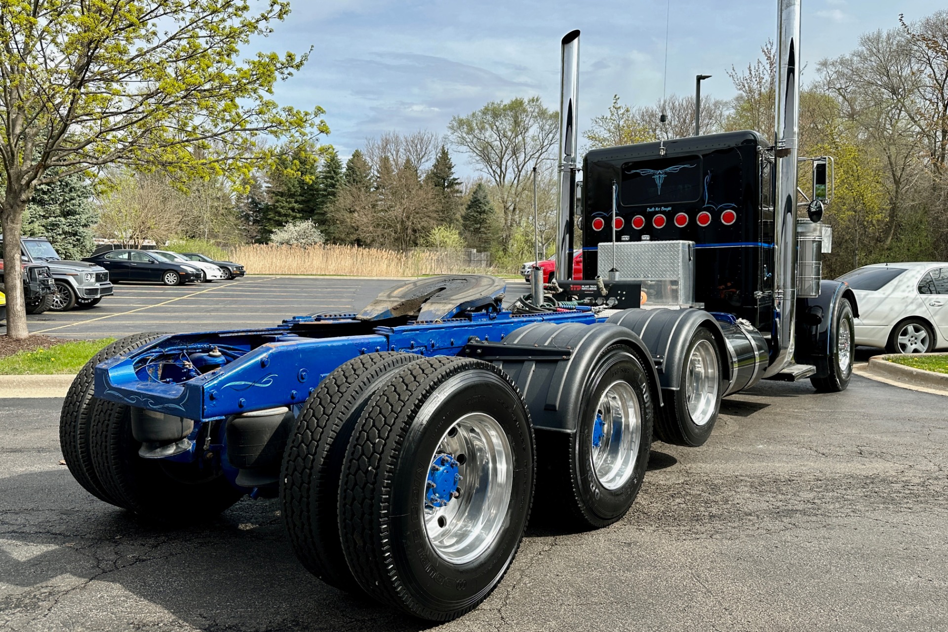 Used 2004 Peterbilt 379 Tri-axle day cab - cat c15 diesel - 18