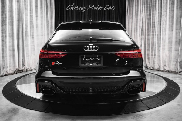 Used 2022 Audi RS6 Avant 4.0T Quattro Avant Wagon Executive Pkg! Black Optic Pkg! ONLY 9k Miles! for sale Sold at Chicago Motor Cars in West Chicago IL 60185 4