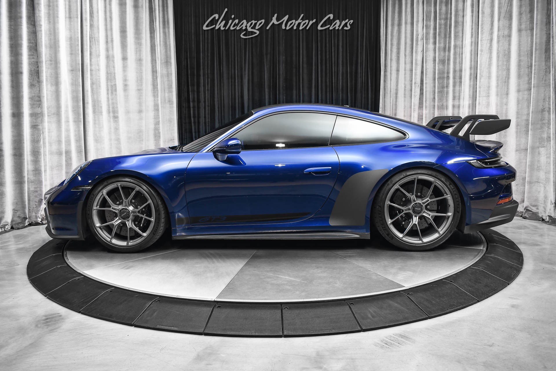 Car Man on X: Ice Grey Metallic 911 GT3RS on Indigo Blue