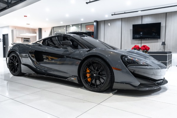 Used 2019 McLaren 600LT Clubsport Pack PRO Carbon Fiber Roof Scoop Senna Seats Loaded for sale Sold at Chicago Motor Cars in West Chicago IL 60185 6