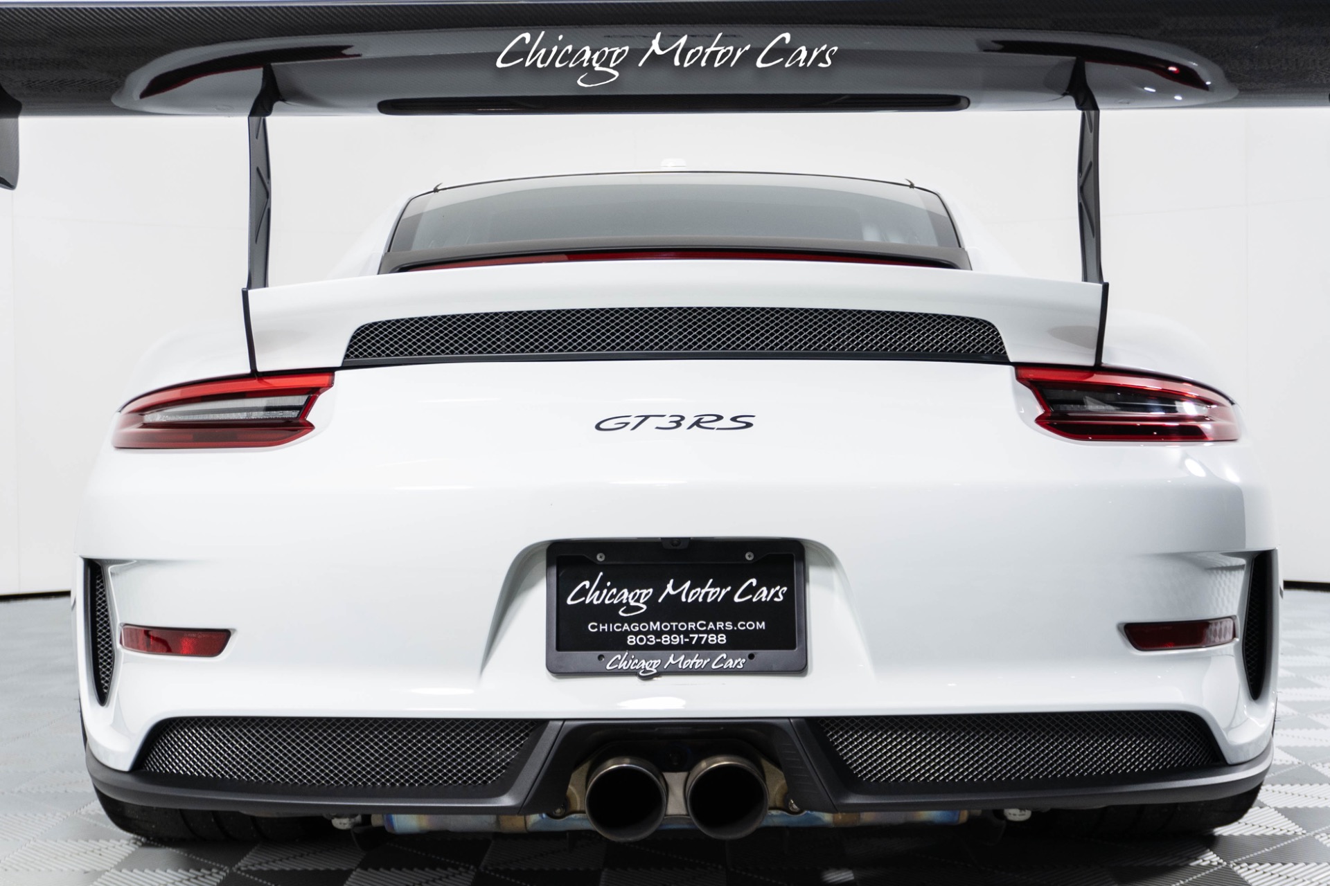 Used-2019-Porsche-911-GT3-RS-TONS-OF-UPGRADES-AND-CARBON-FIBER-FRONT-AXLE-LIFT