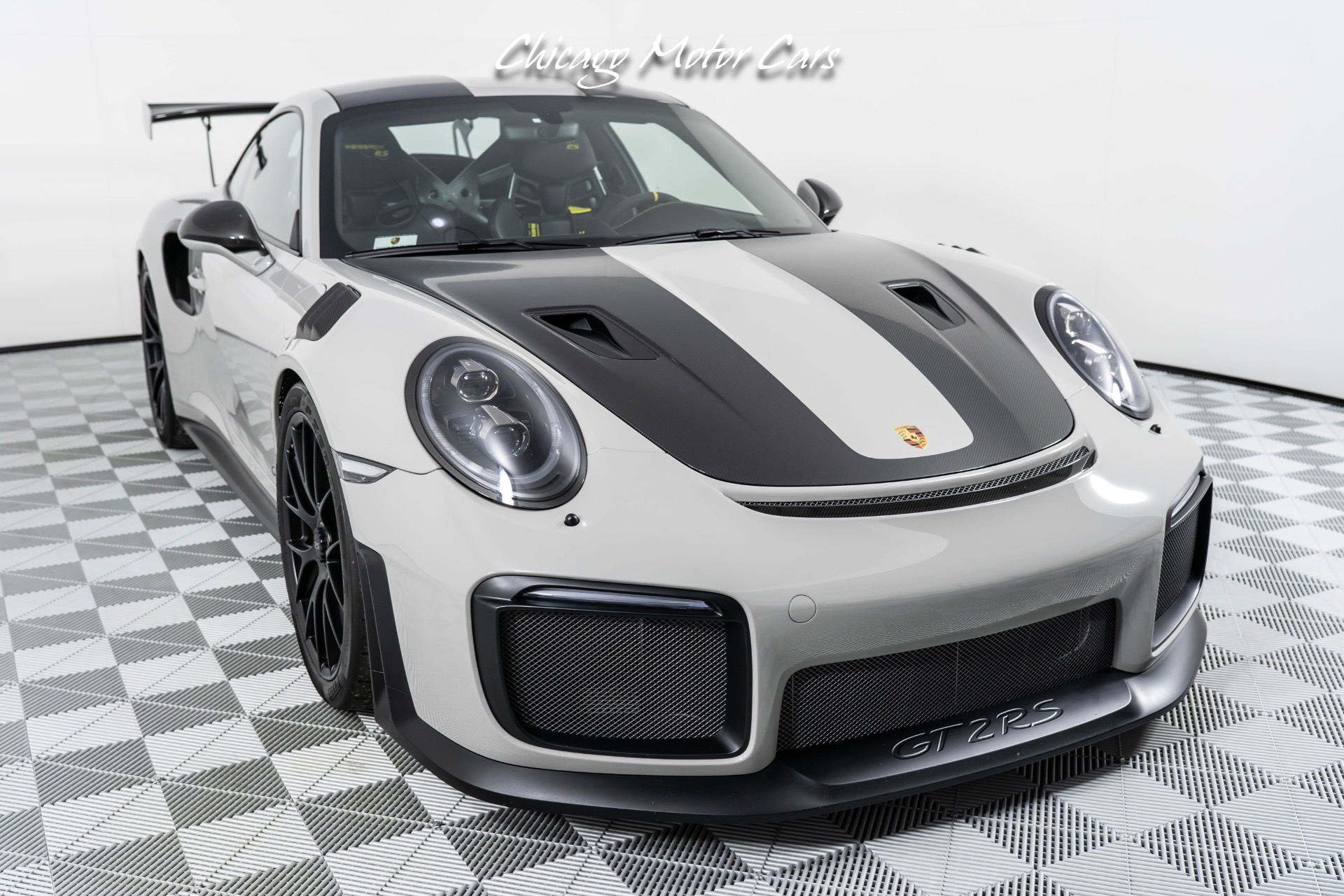 Used-2018-Porsche-911-GT2-RS-FULL-PFF-WEISSACH-PACKAGE-MAGNESIUM-WHEELS-FRONT-AXLE-LIFT-LOADED