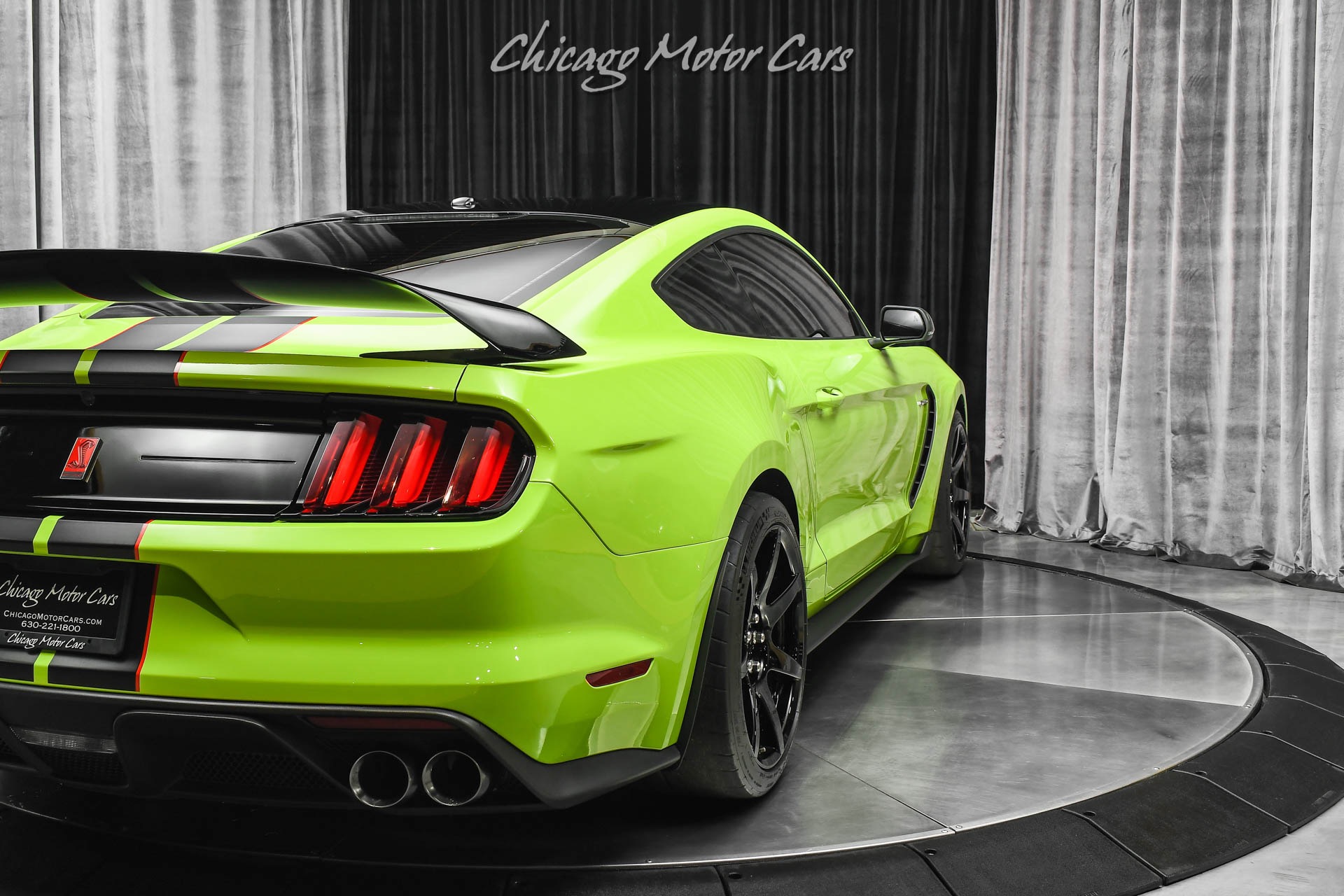 Used-2020-Ford-Mustang-Shelby-GT350R-Coupe-RARE-Grabber-Lime-Technology-Pkg-902A-Group