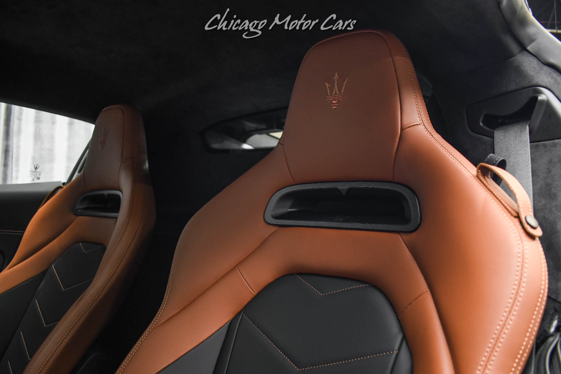 Used-2022-Maserati-MC20-Coupe-Beautiful-Color-Combo-Only-188-Miles-Well-Optioned