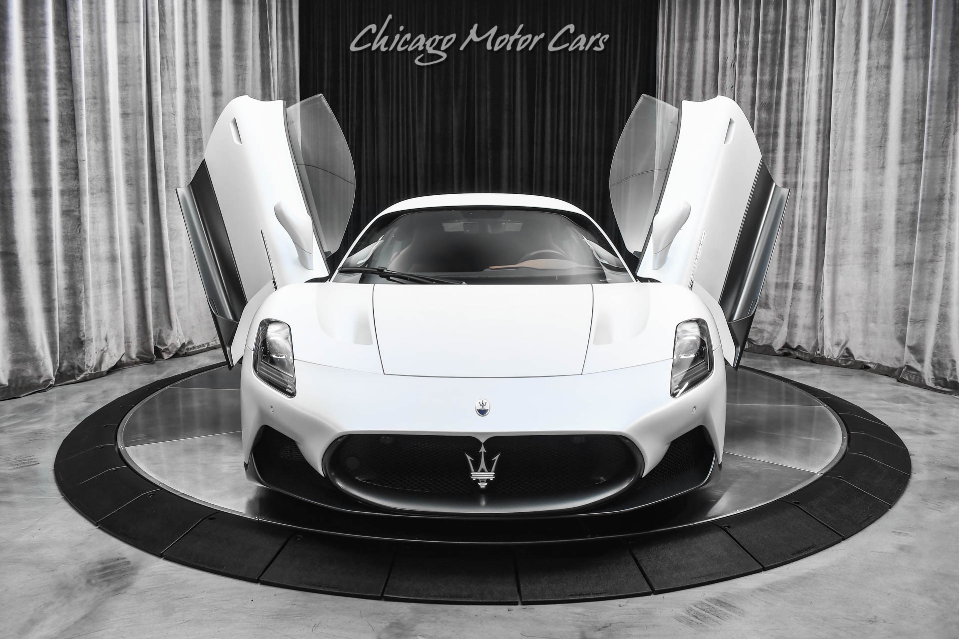 Used-2022-Maserati-MC20-Coupe-Beautiful-Color-Combo-Only-123-Miles-Well-Optioned