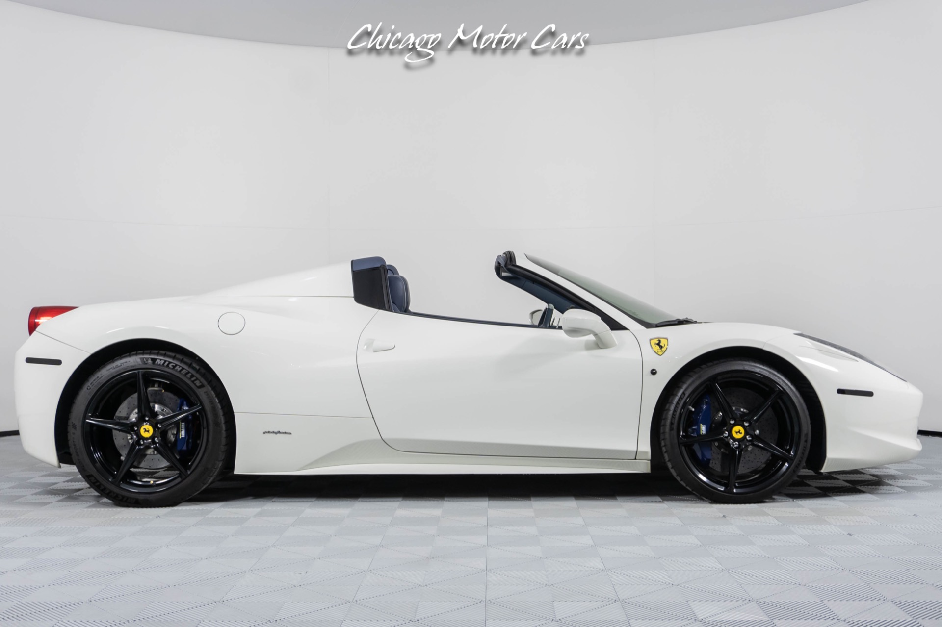 Used-2015-Ferrari-458-Spider-Convertible-1of1-Spec-Full-Carbon-Fiber-Interior-Blue-Seats