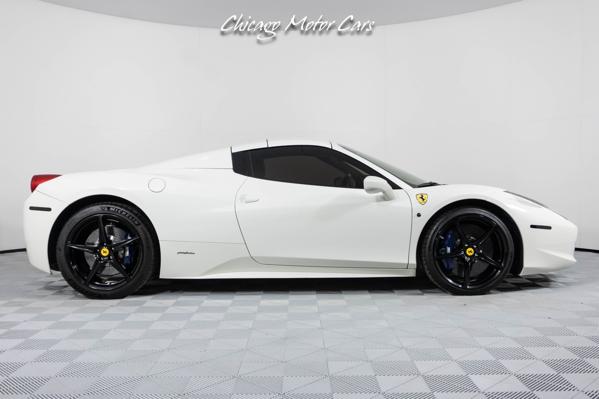 Used-2015-Ferrari-458-Spider-Convertible-1of1-Spec-Full-Carbon-Fiber-Interior-Blue-Seats