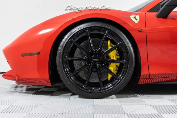 Used 2017 Ferrari 488 Spider APPLE CAR PLAY! ELECTRIC SEATS! SUSPENSION LIFTER! HOMELINK! LOADED!! for sale Sold at Chicago Motor Cars in West Chicago IL 60185 3