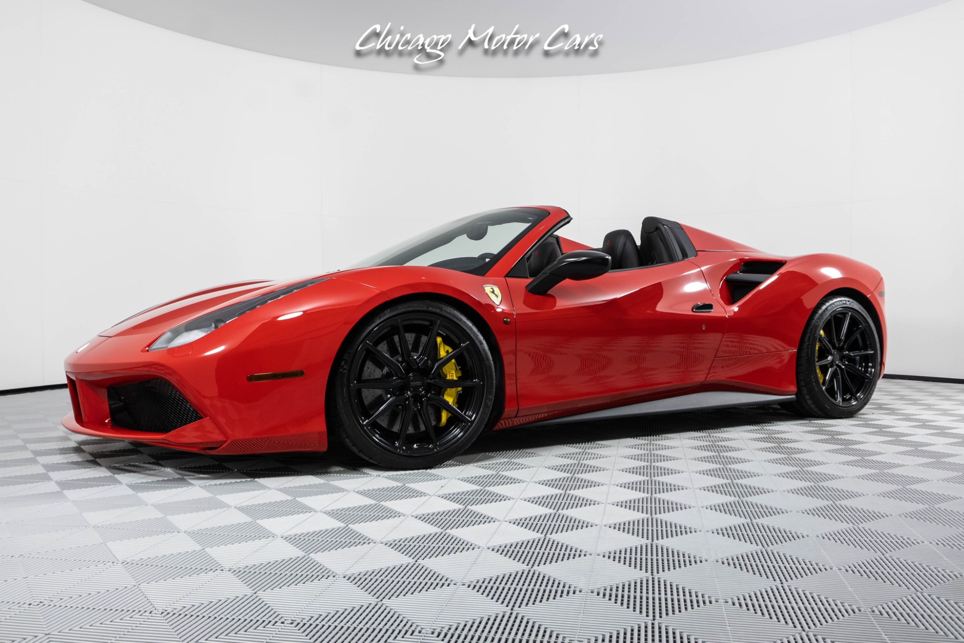 Used 2017 Ferrari 488 Spider APPLE CAR PLAY! ELECTRIC SEATS! SUSPENSION LIFTER! HOMELINK! LOADED!! for sale Sold at Chicago Motor Cars in West Chicago IL 60185 1