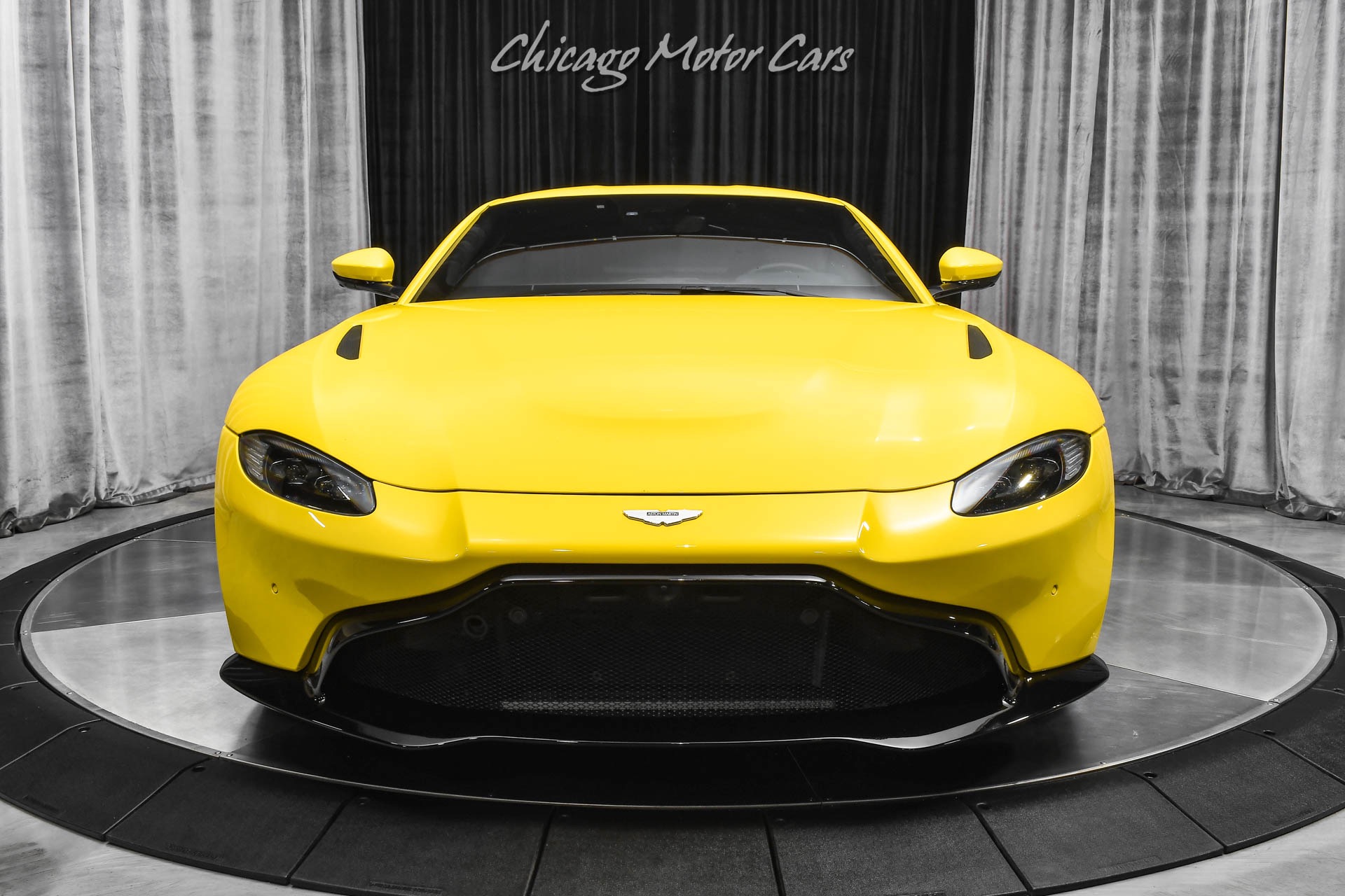 Used-2020-Aston-Martin-Vantage-Hot-Color-Combo-Tech-and-Comfort-Collection-Exterior-Black-Collection