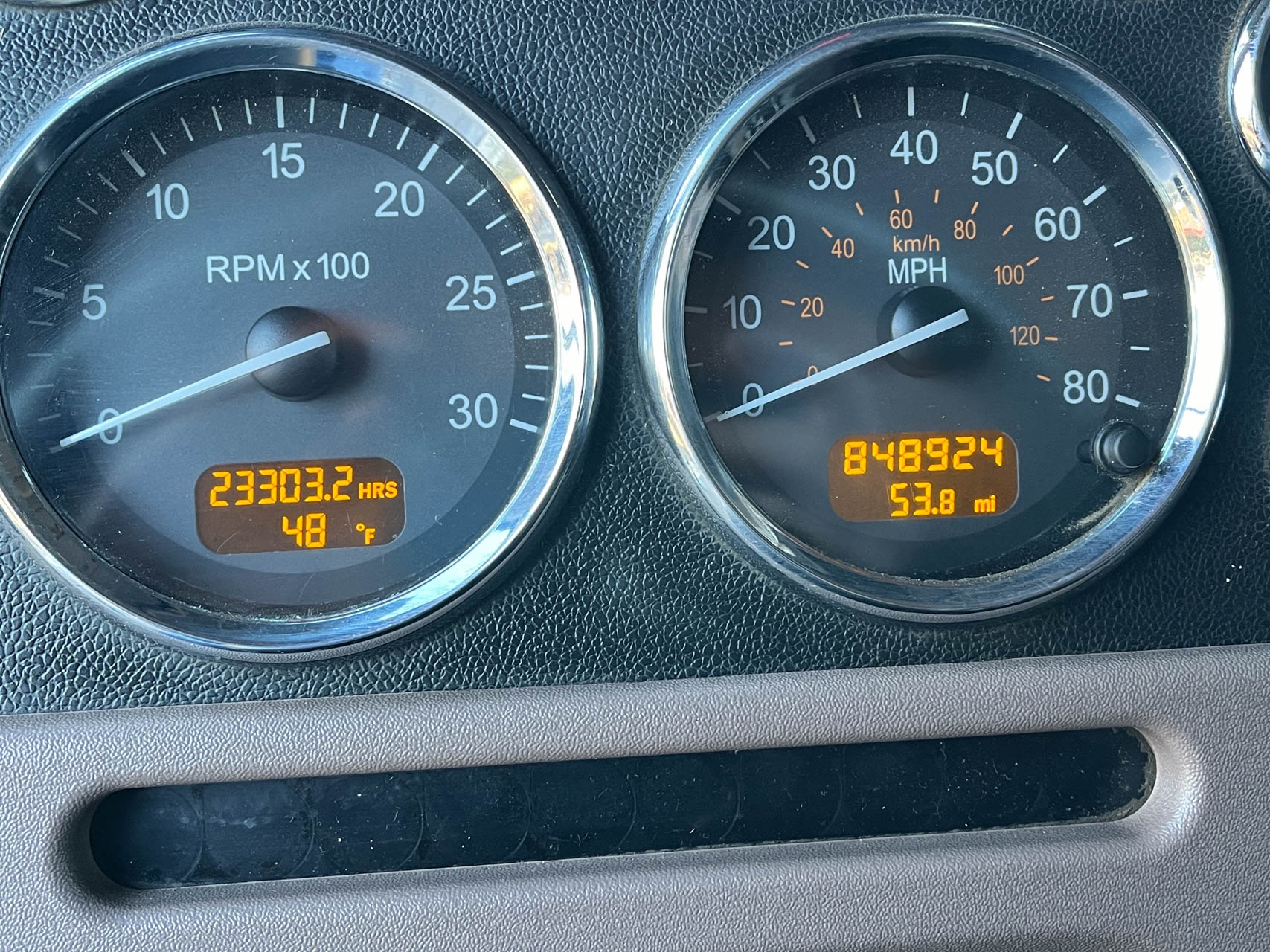 2010 PETERBILT 384 - Image 12