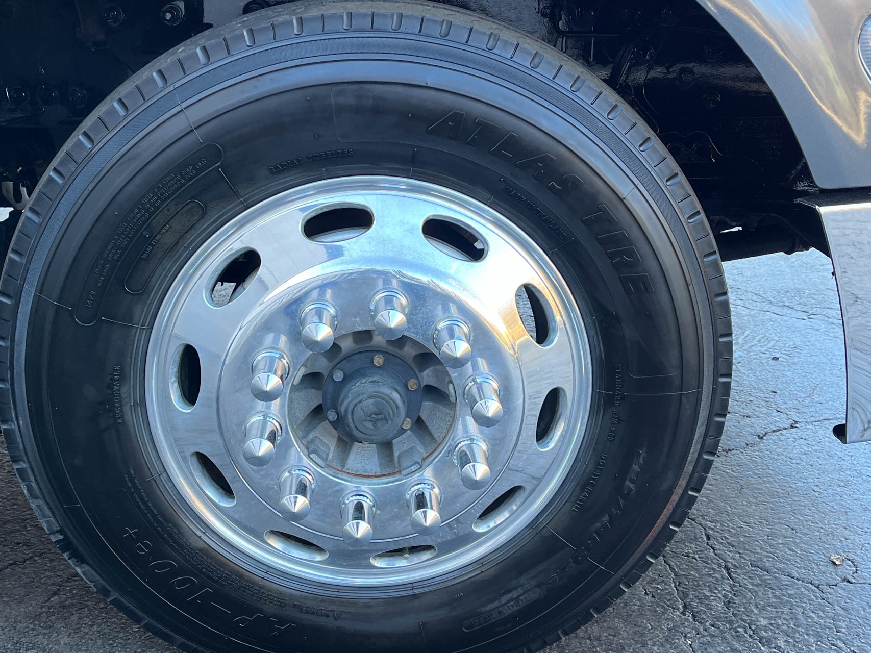 2010 PETERBILT 384 - Image 20