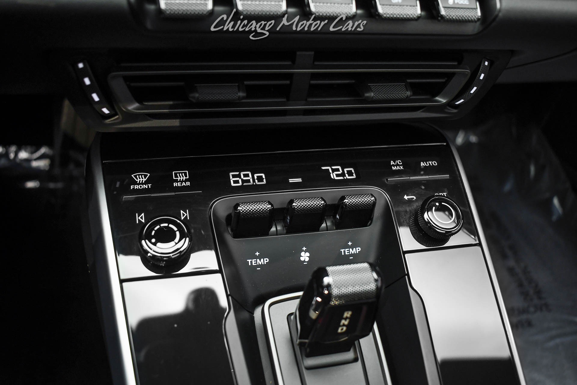 2022 PORSCHE 911 - Image 19