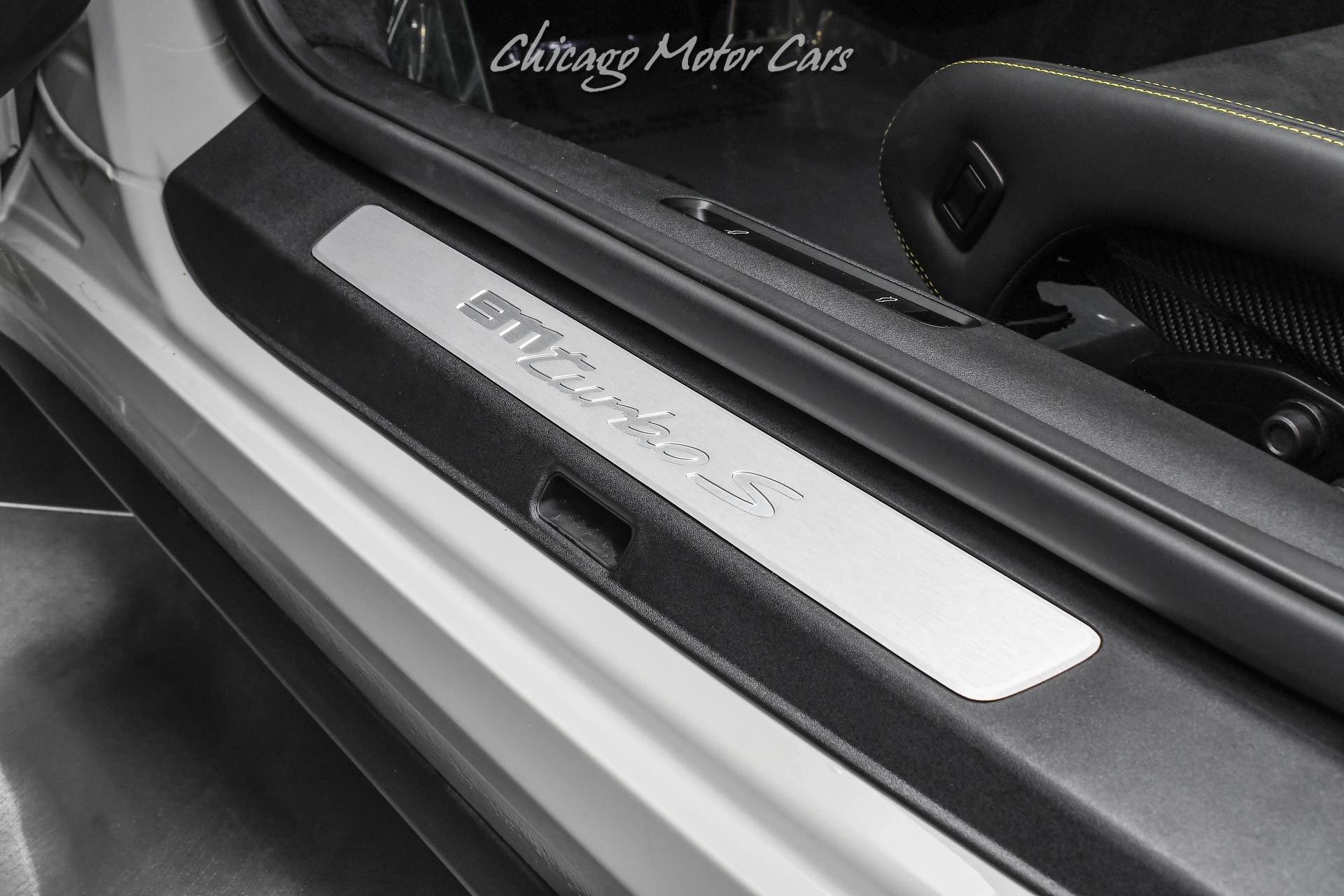 2022 PORSCHE 911 - Image 33