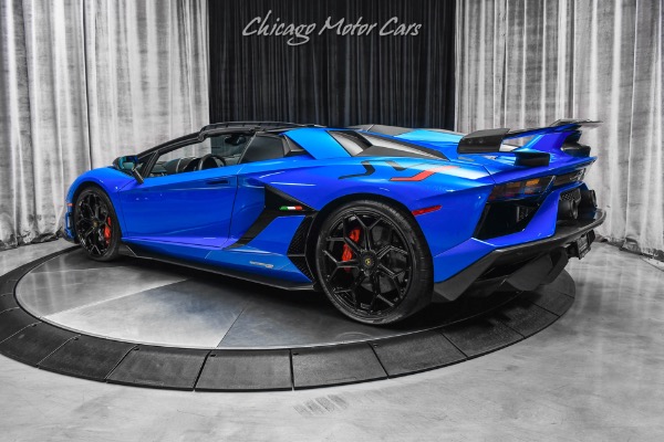Used 2021 Lamborghini Aventador LP770-4 SVJ Roadster! ONLY 1K Miles! RARE Color Combo! TONS of Carbon! for sale Sold at Chicago Motor Cars in West Chicago IL 60185 3