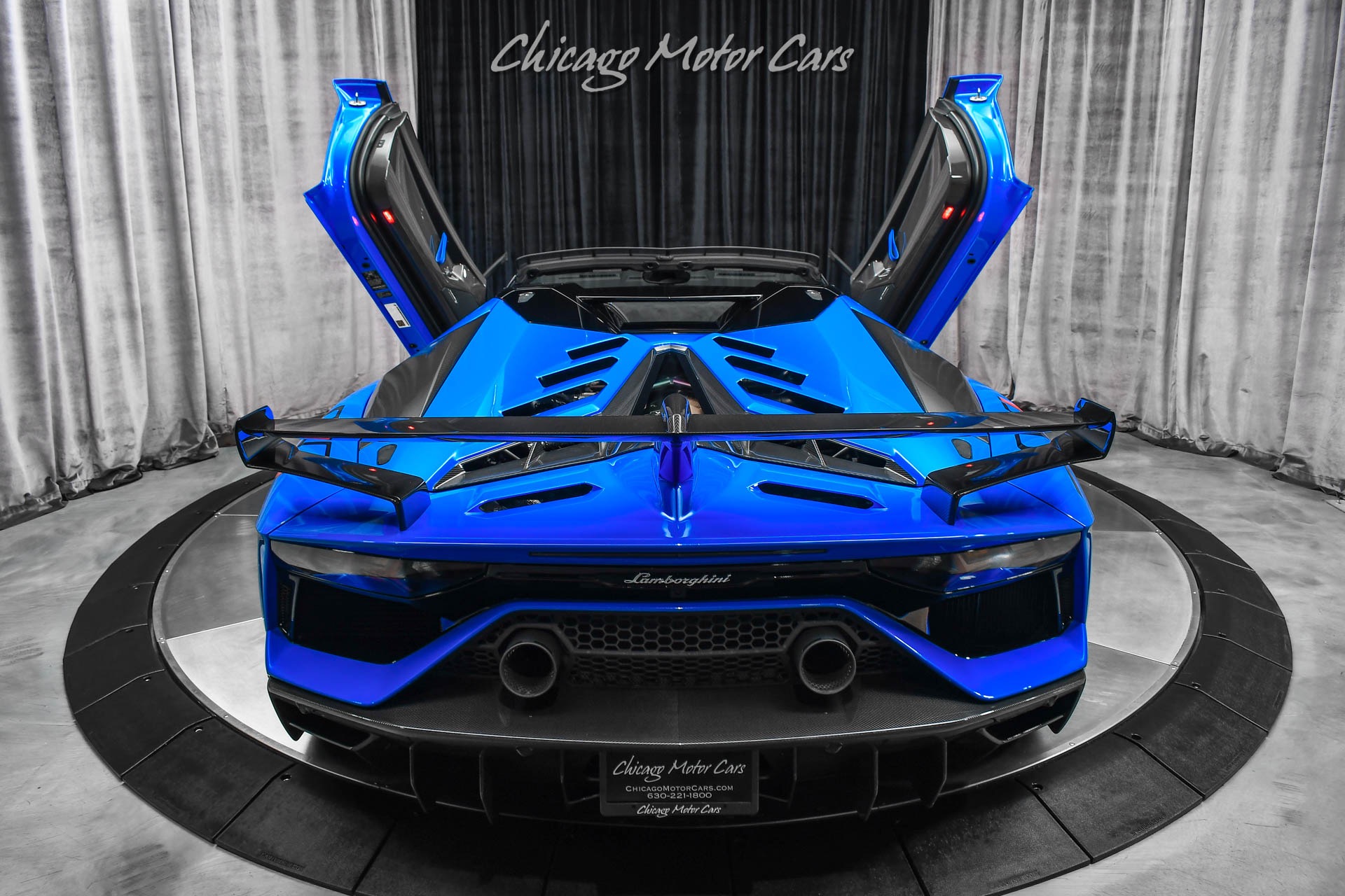 Used-2021-Lamborghini-Aventador-LP770-4-SVJ-Roadster-ONLY-1K-Miles-RARE-Color-Combo-TONS-of-Carbon