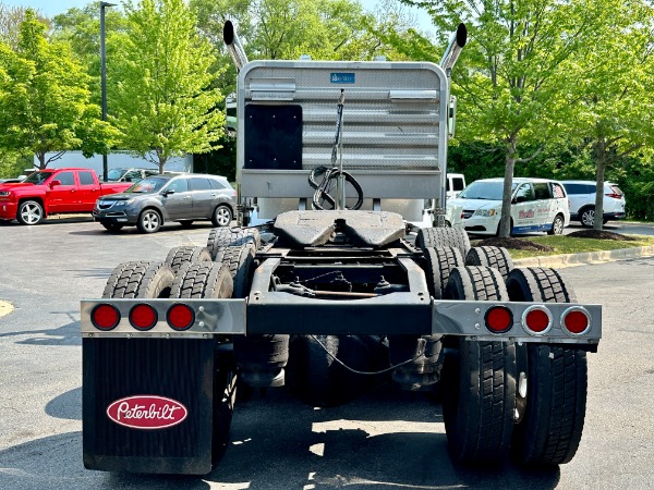 Used 2005 Peterbilt 379 Tri-Axle Day Cab - Cat C15 Power - Two Line Wet Kit - PTO for sale Sold at Chicago Motor Cars in West Chicago IL 60185 6