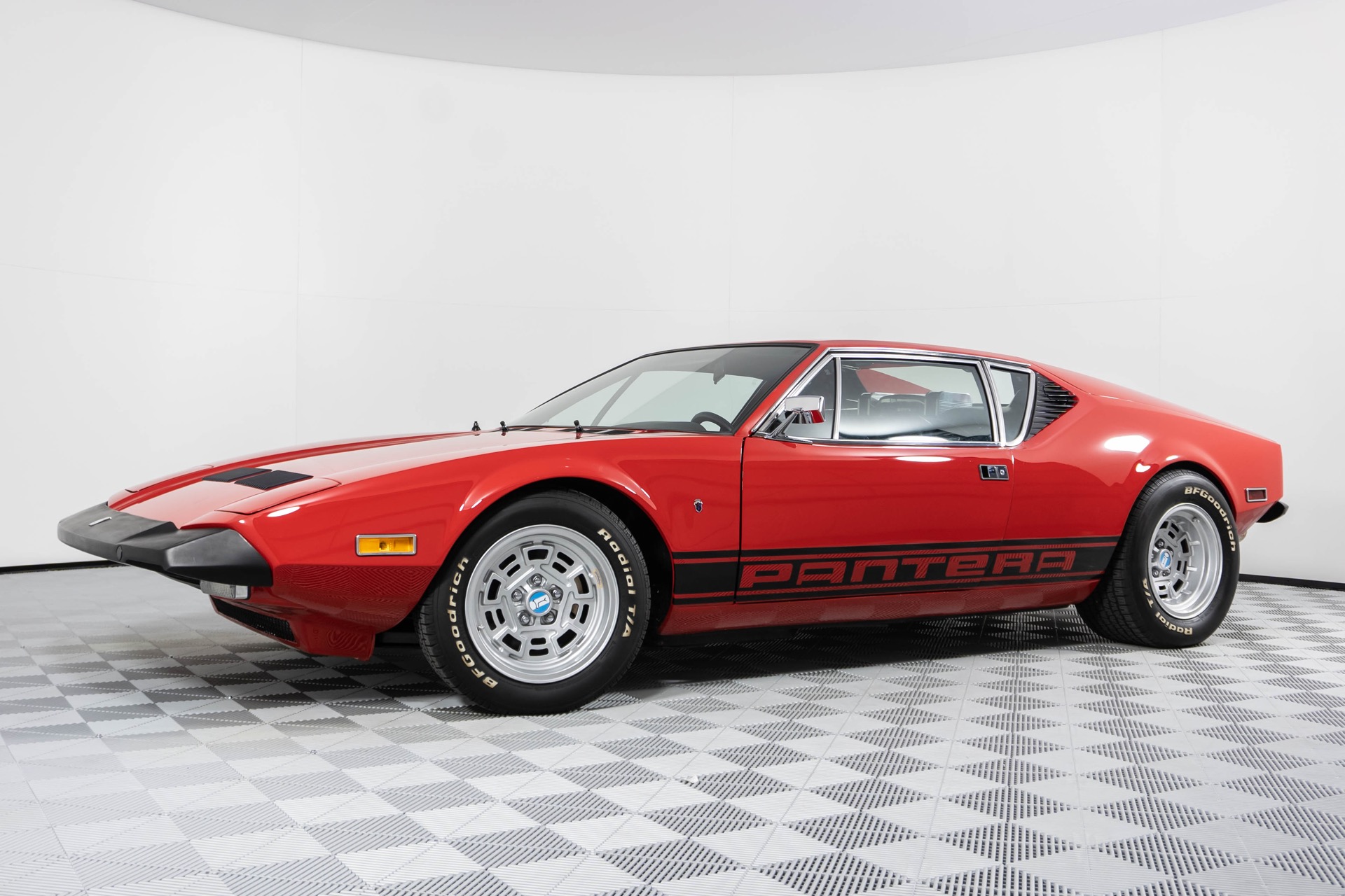 Used-1973-DeTomaso-Pantera-Very-Rare-408ci-Windsor-V8-Anna-Dual-Exhaust-5-Speed-Manual