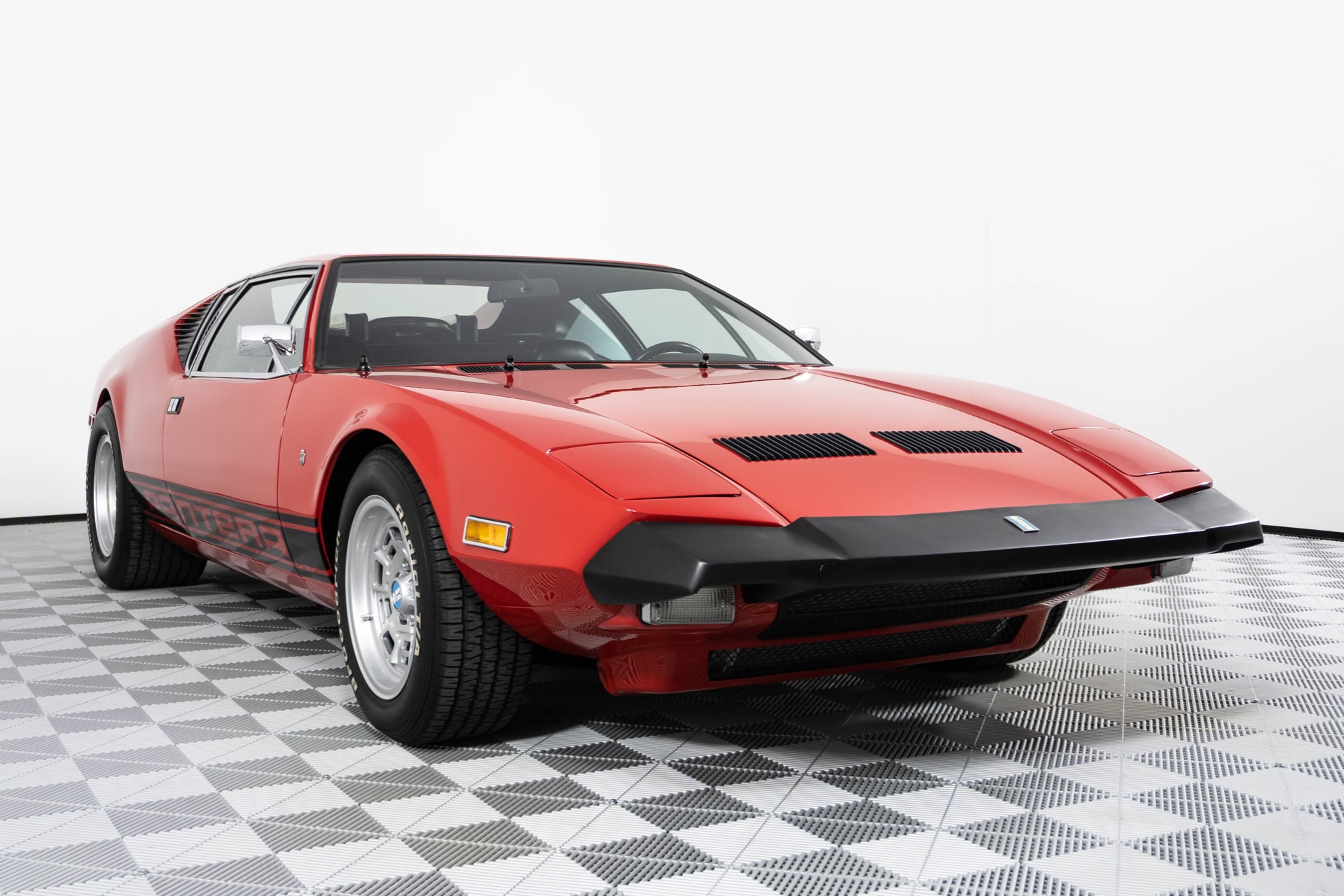 Used-1973-DeTomaso-Pantera-Very-Rare-408ci-Windsor-V8-Anna-Dual-Exhaust-5-Speed-Manual