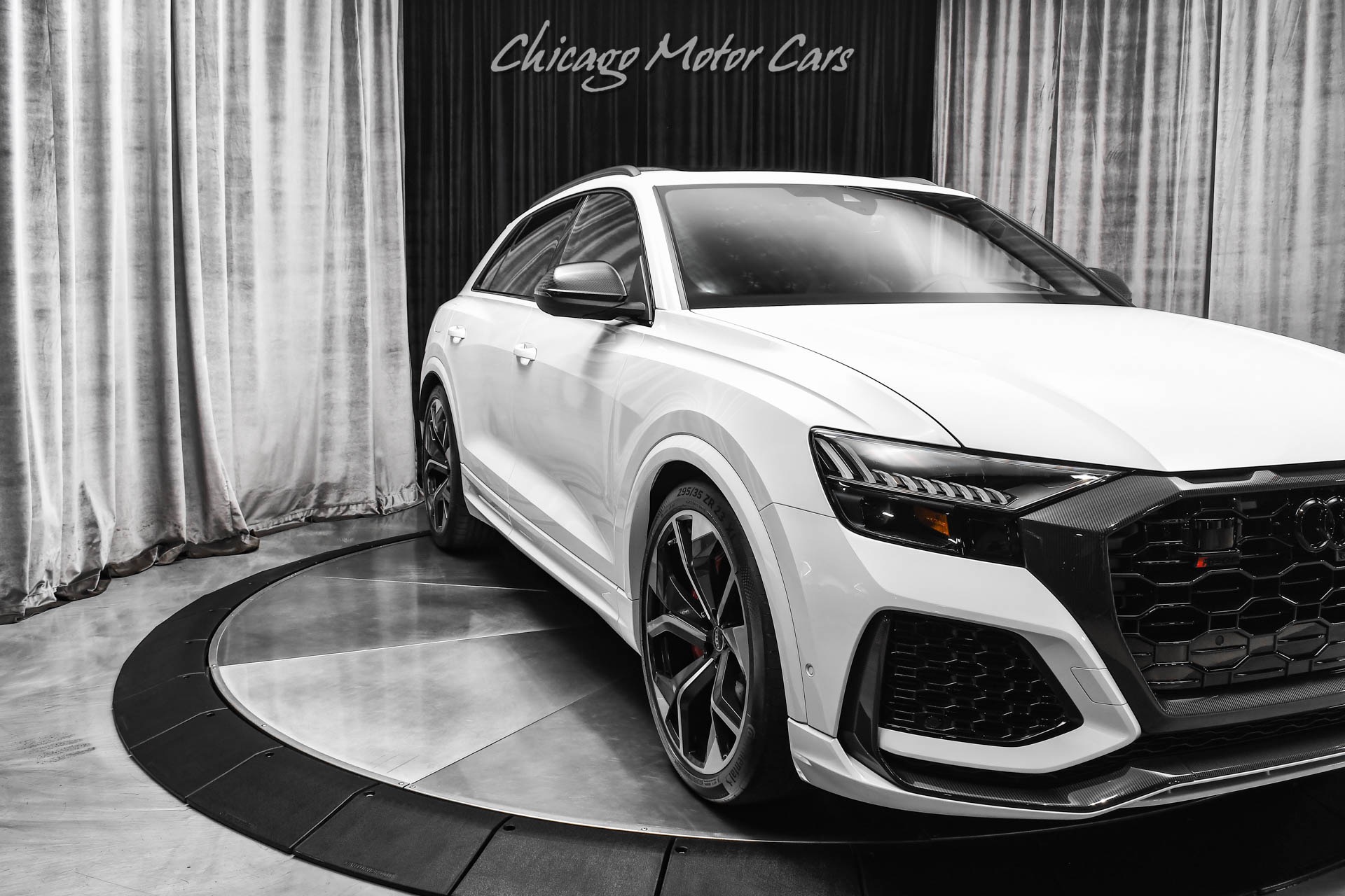 Used-2022-Audi-RS-Q8-40T-Quattro-Carbon-Optic-Pkg-Black-Optic-Pkg-Luxury-and-Exec-Pkgs